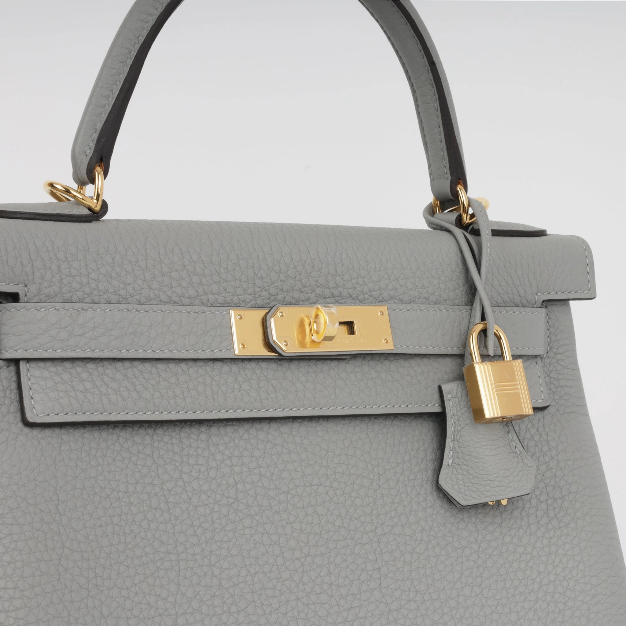 Herms Kelly 28 - Gris Mouette (NWT)