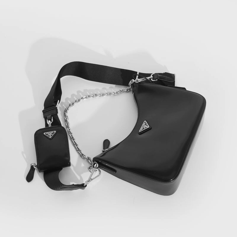 Hobo Re-edition 2005 Brushed Leather Crossbody in Black
