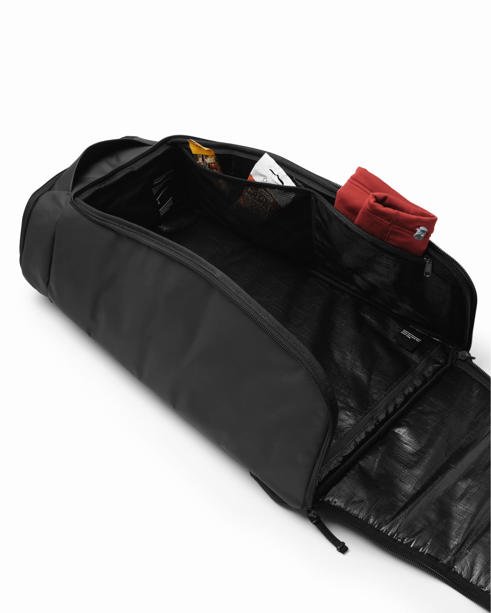 Hugger Bootpack 45L Black Out