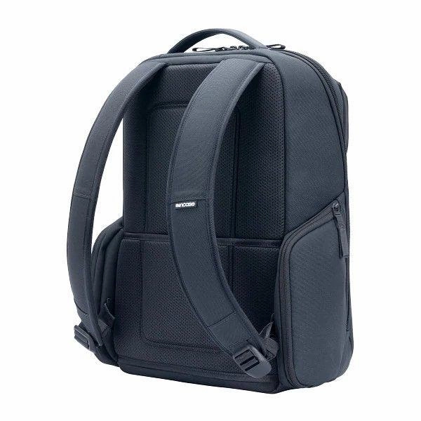 Incase Core Daypack Pack