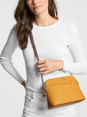 Jet Set Travel Medium Logo Dome Crossbody Bag