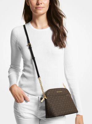 Jet Set Travel Medium Logo Dome Crossbody Bag