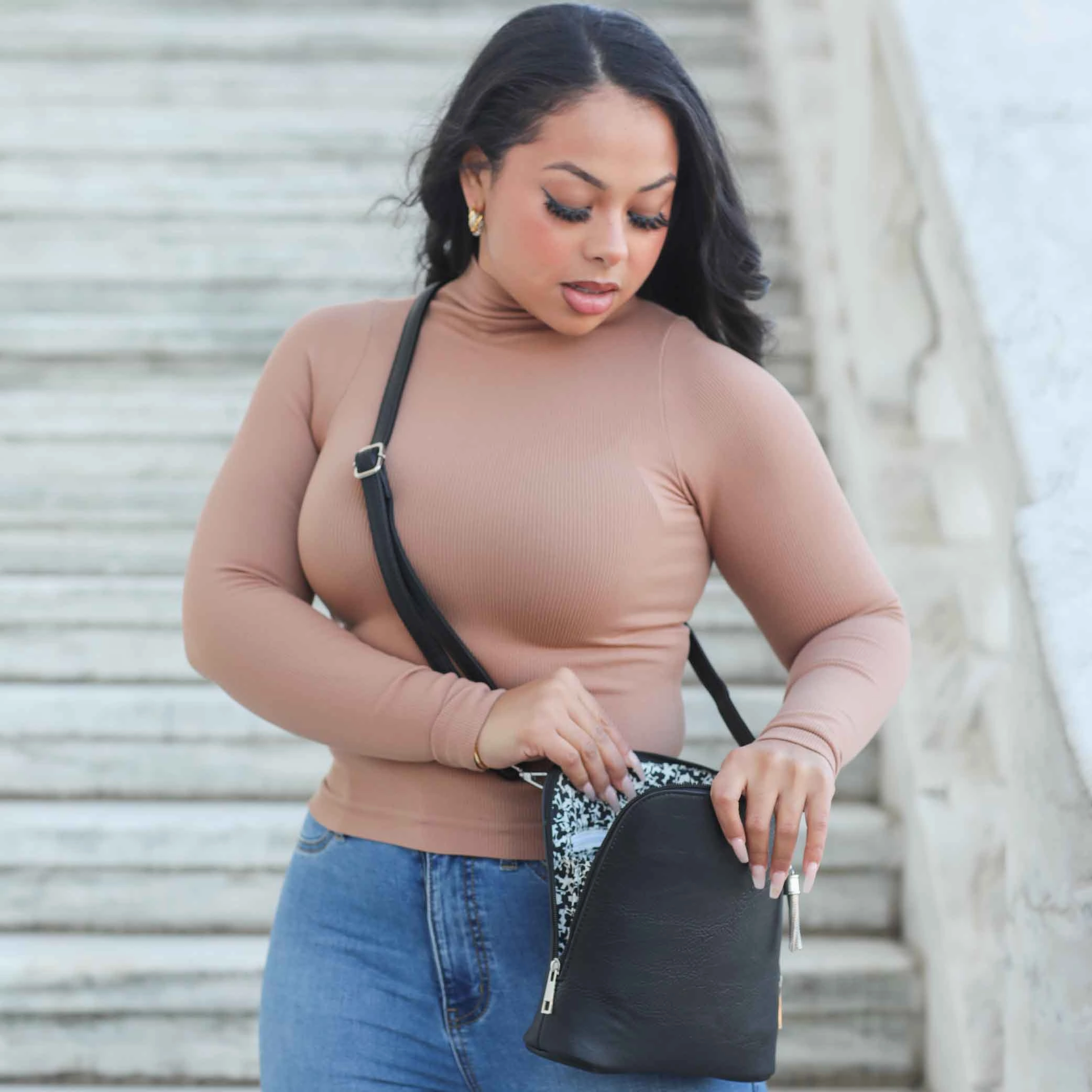 Kristen Crossbody