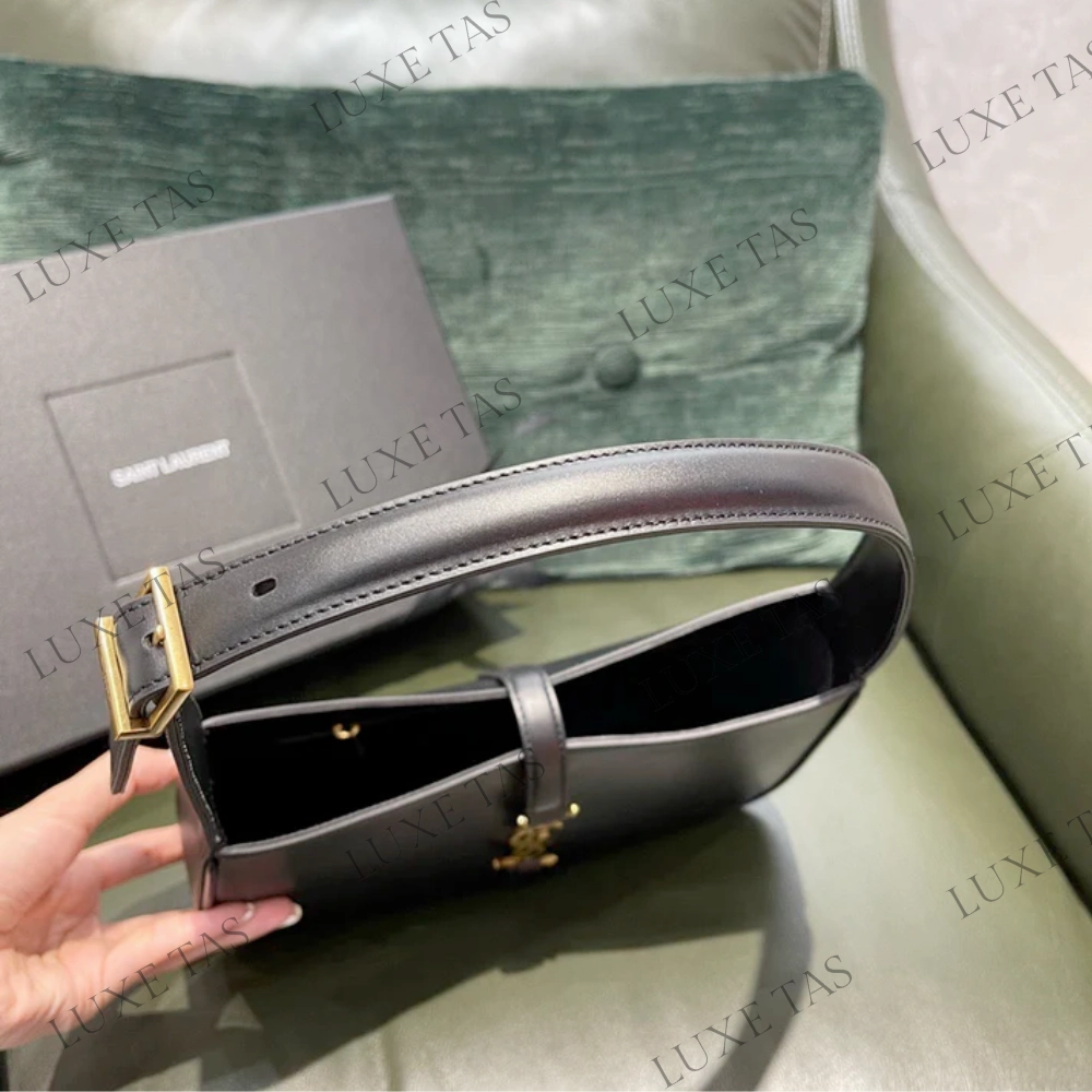 Le 5 A 7 Hobo Bag In Smooth Leather Bag Leather Shoulder Bag for Women