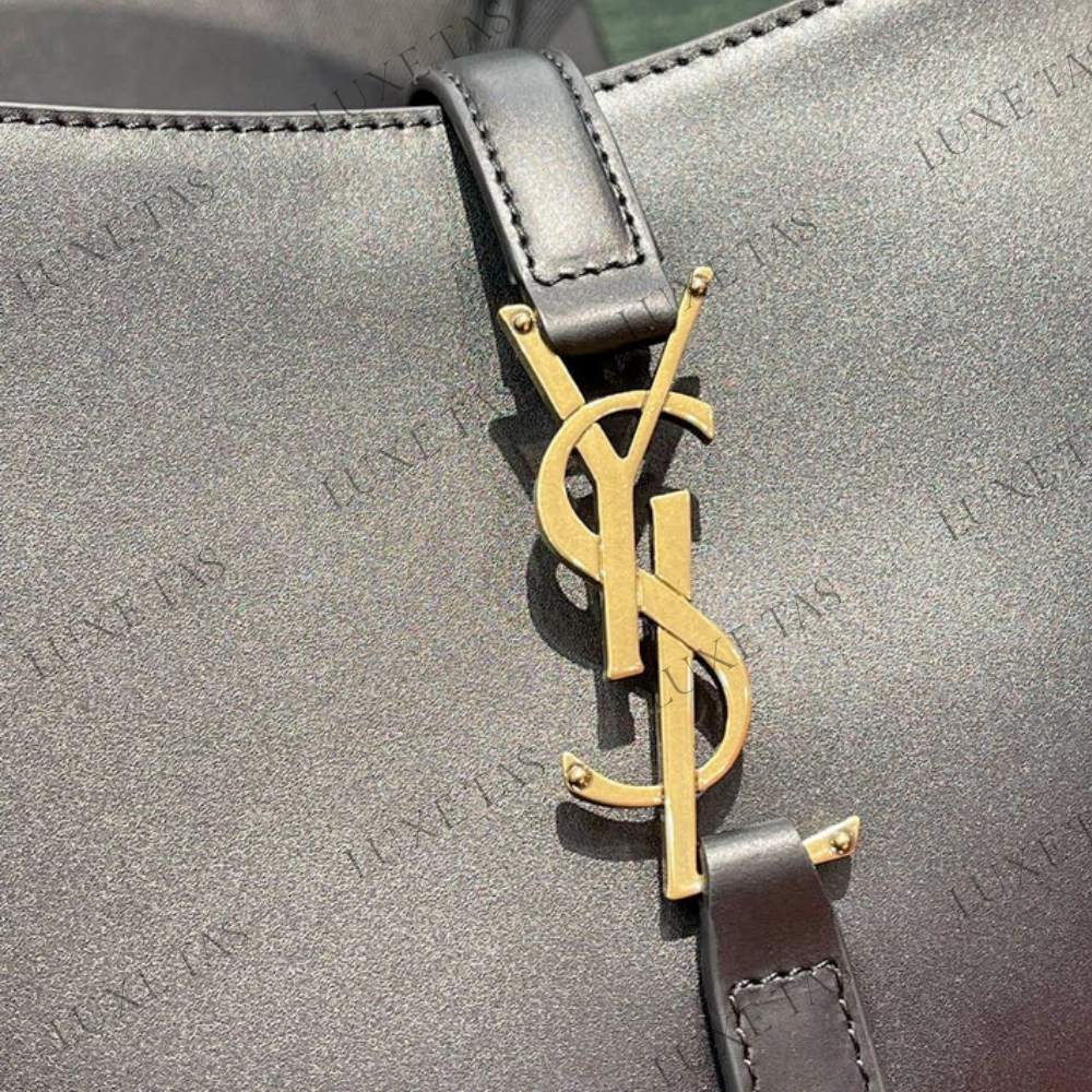 Le 5 A 7 Hobo Bag In Smooth Leather Bag Leather Shoulder Bag for Women