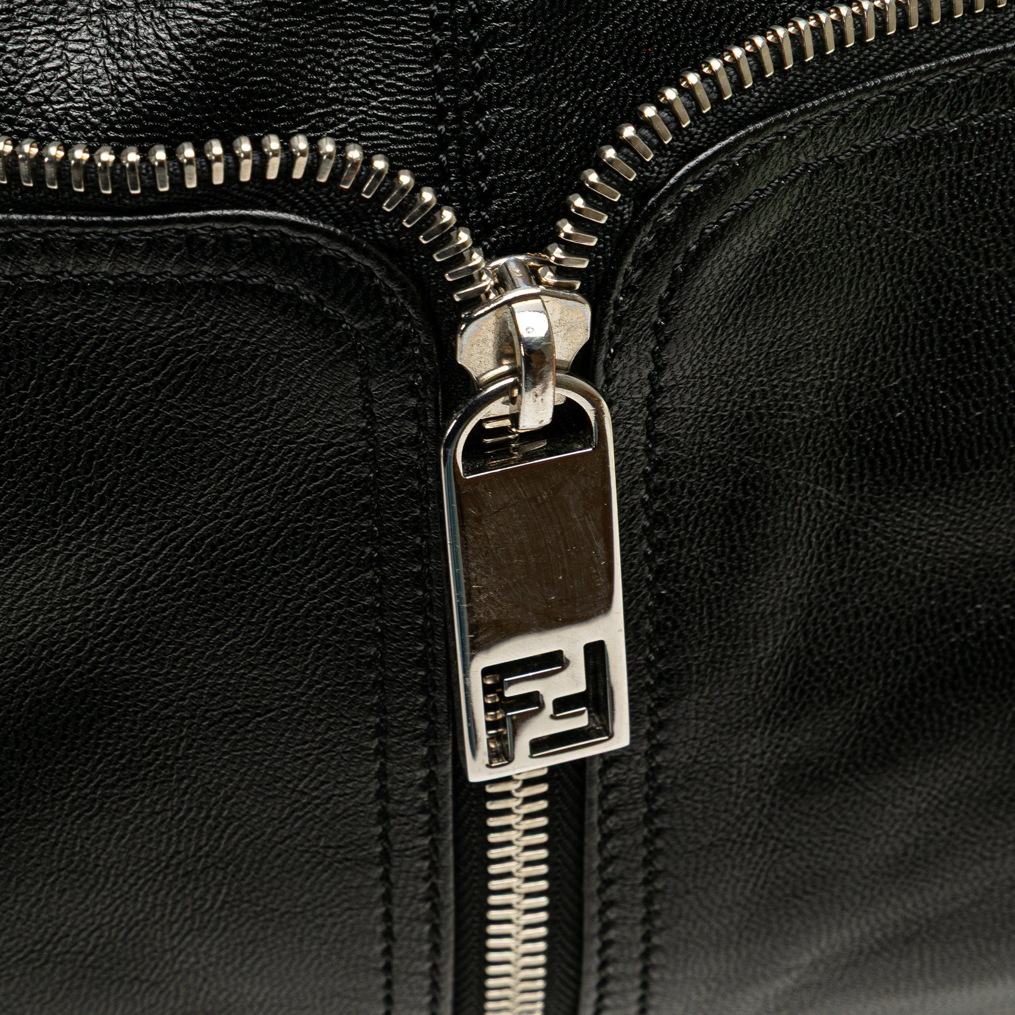Leather Unzipped Shoulder Bag