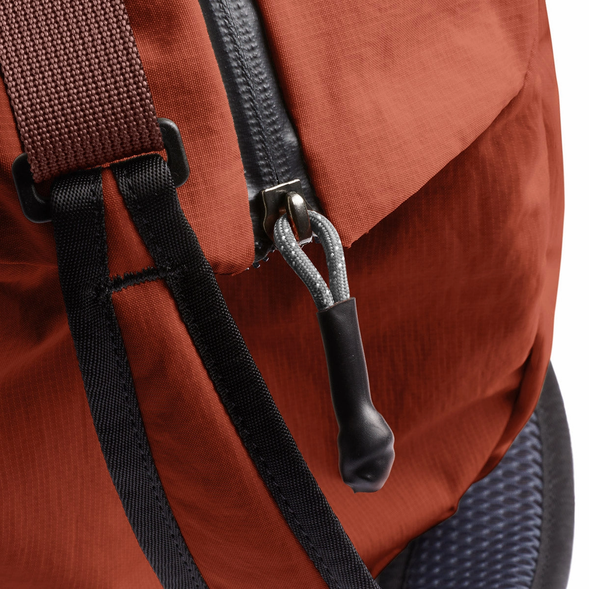 Lite Duffel