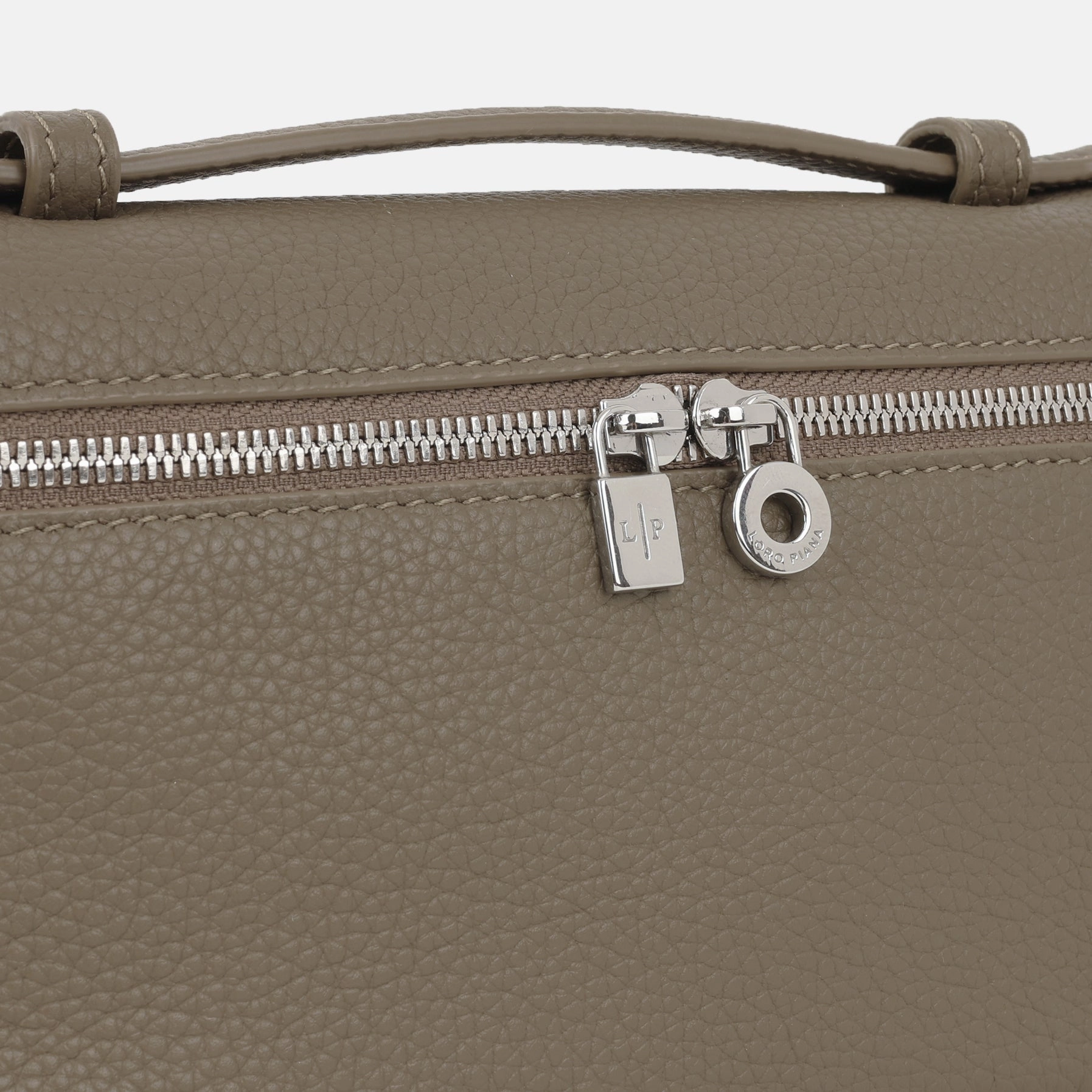 Loro Piana Extra Pocket L19