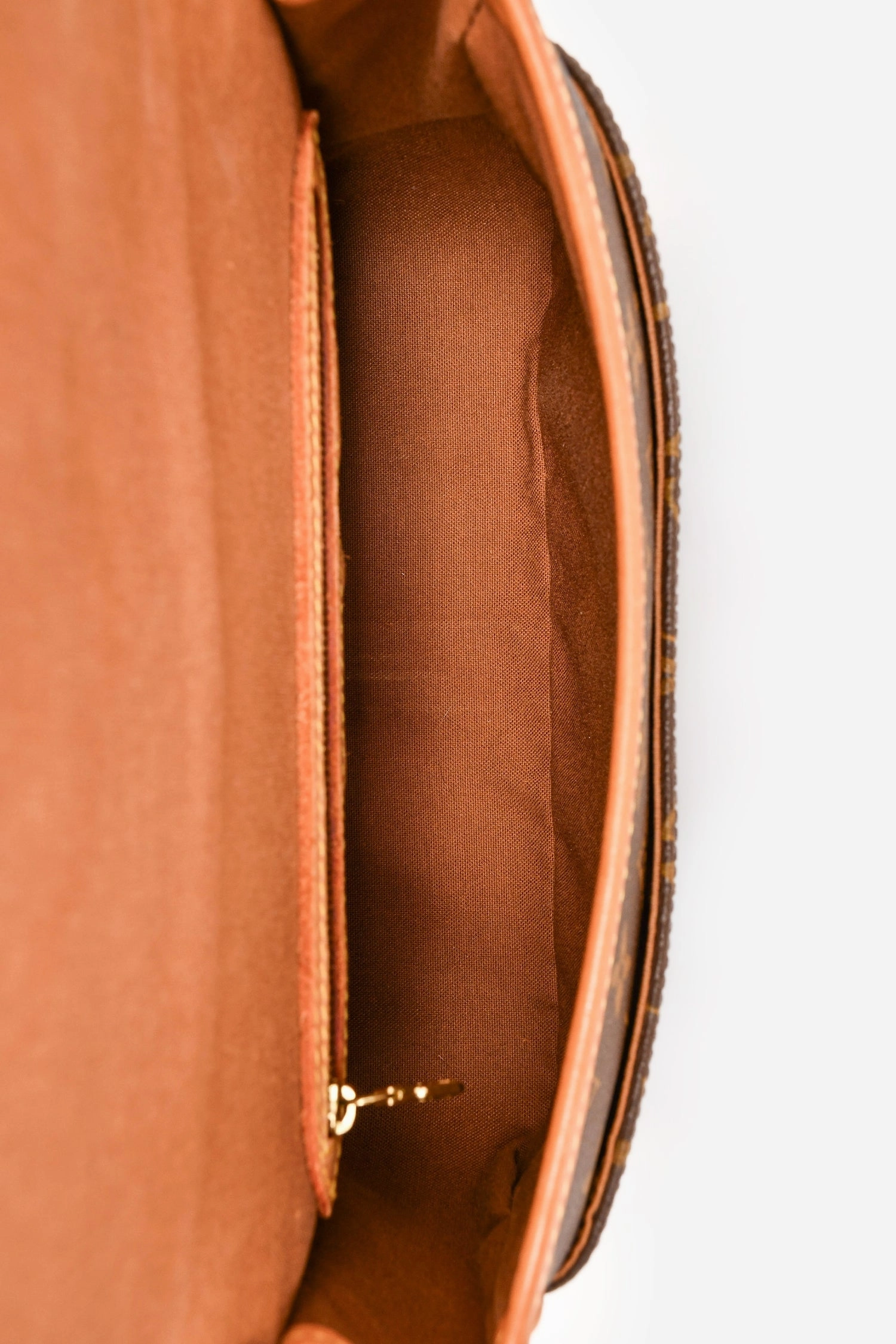 Louis Vuitton 2003 Monogram Sologne Crossbody Bag (Refurbished)