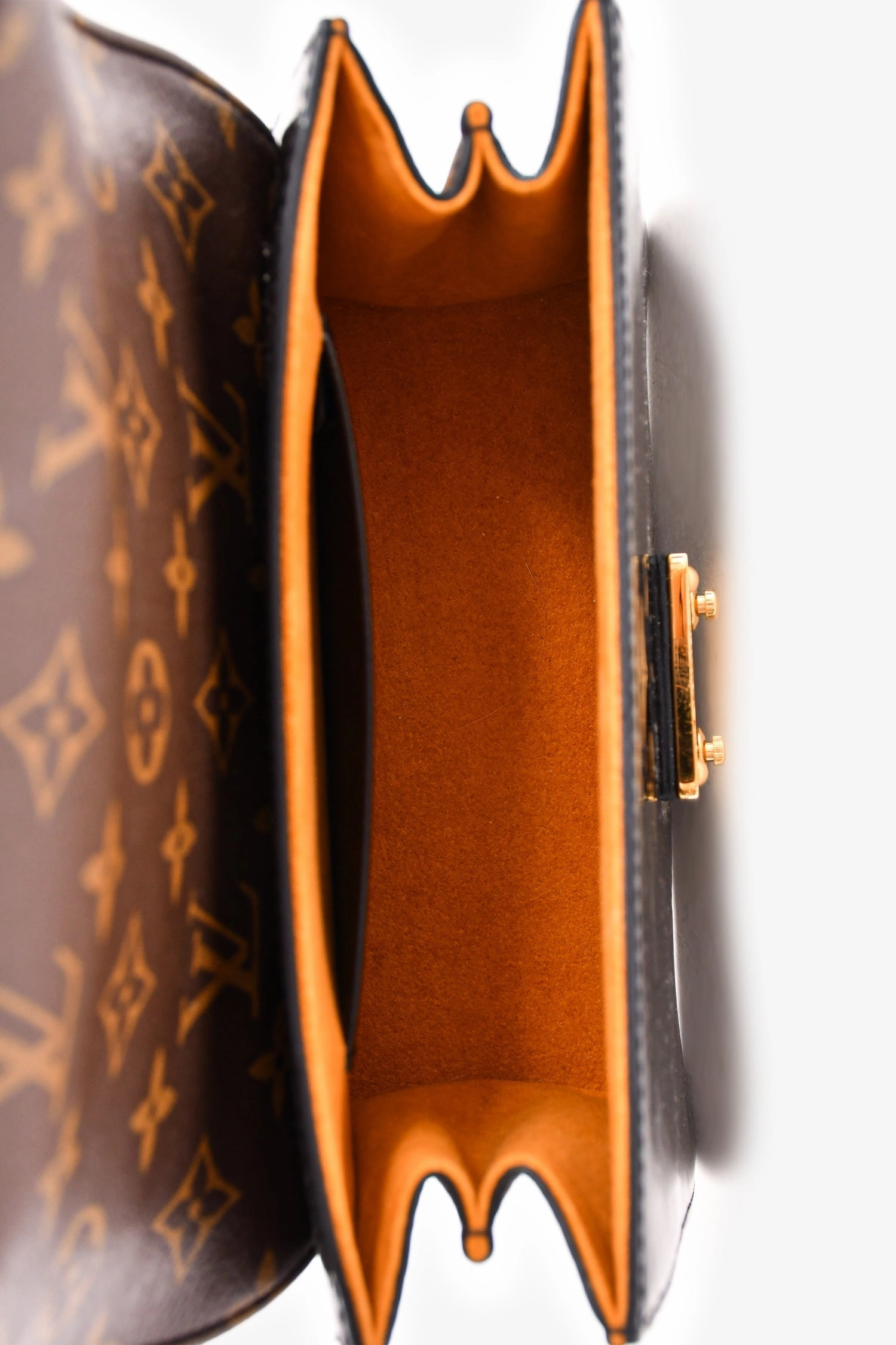 Louis Vuitton 2020 Black Vernis Epi Leather Wynwood Crossbody Bag