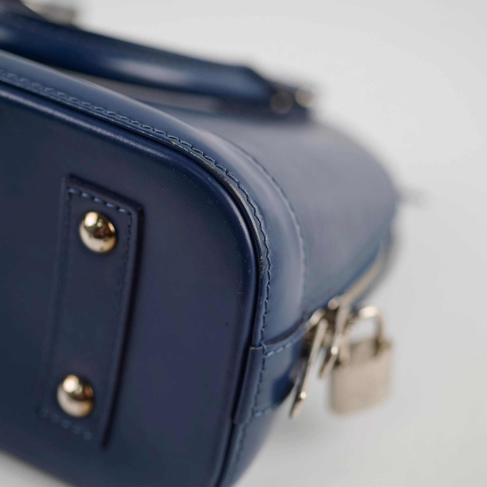 Louis Vuitton Alma BB Epi Navy