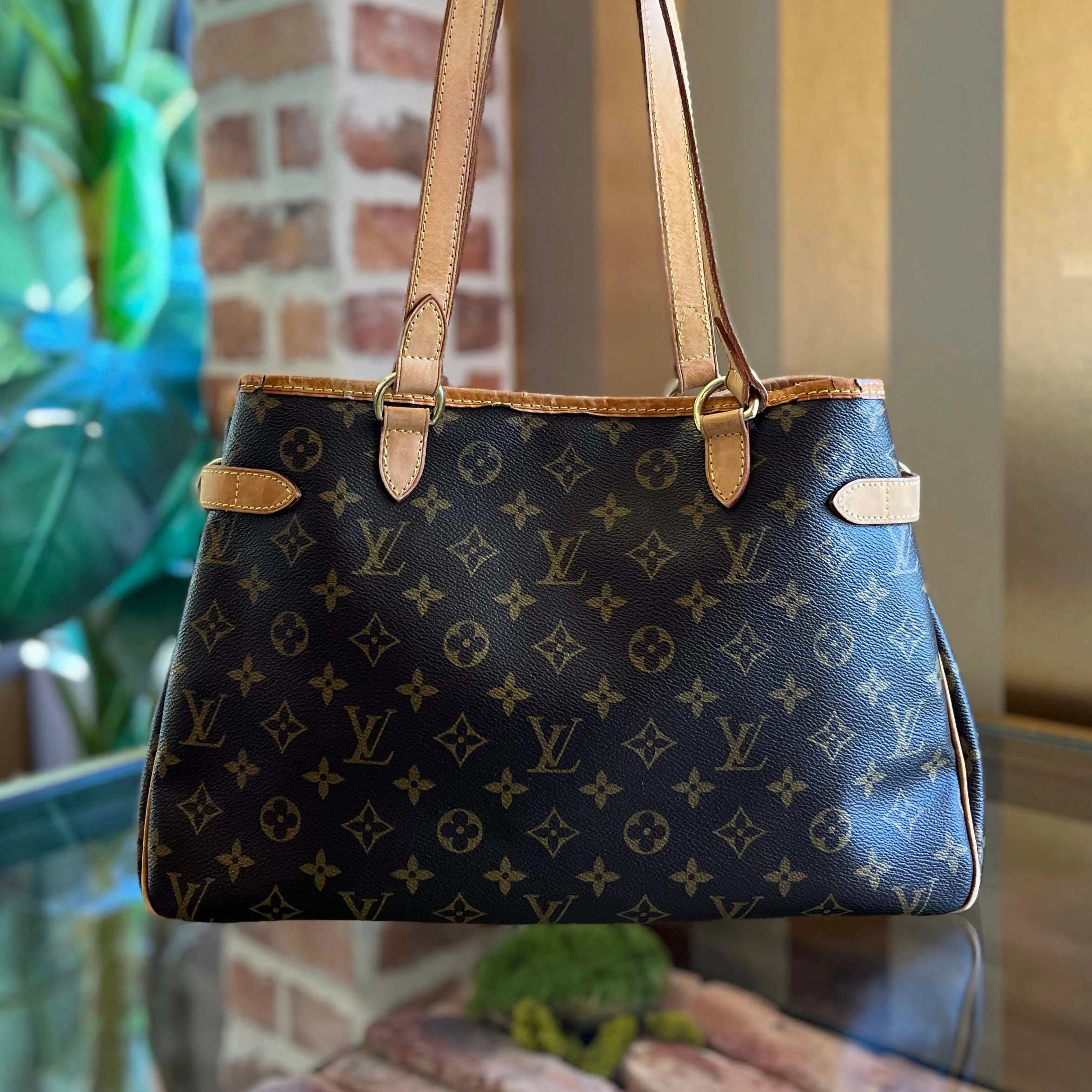 LOUIS VUITTON Batignolles Monogram Canvas Vertical Tote Bag