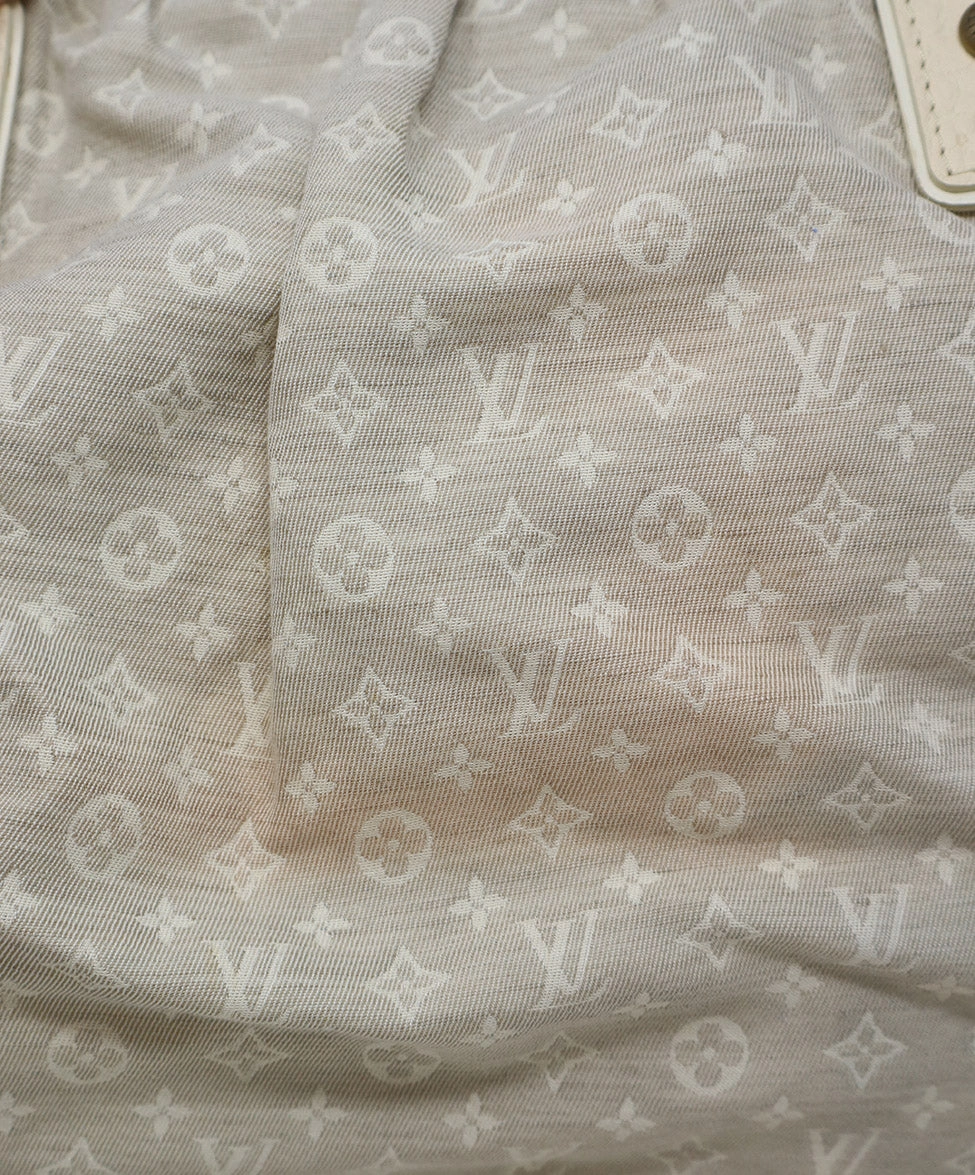 Louis Vuitton Cream Canvas Monogram Bag
