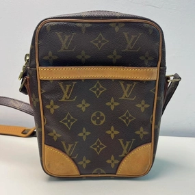 LOUIS VUITTON Danube Camera Crossbody Brown Monogram Canvas Bag