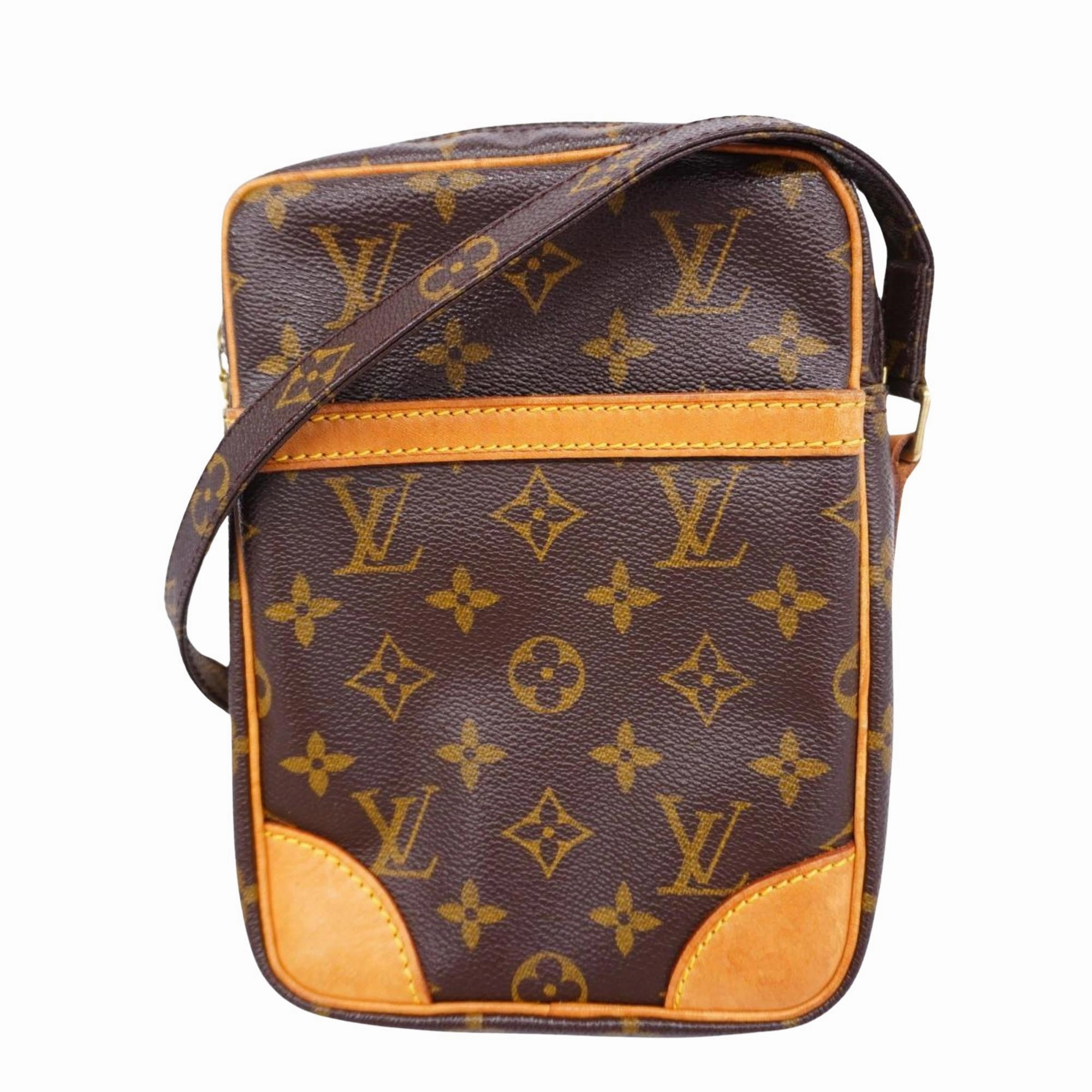 Louis Vuitton Danube  Canvas Shoulder Bag ()