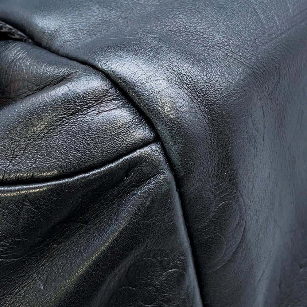 LOUIS VUITTON DiscoveryBackpack Noir M43680 Monogram Shadow
