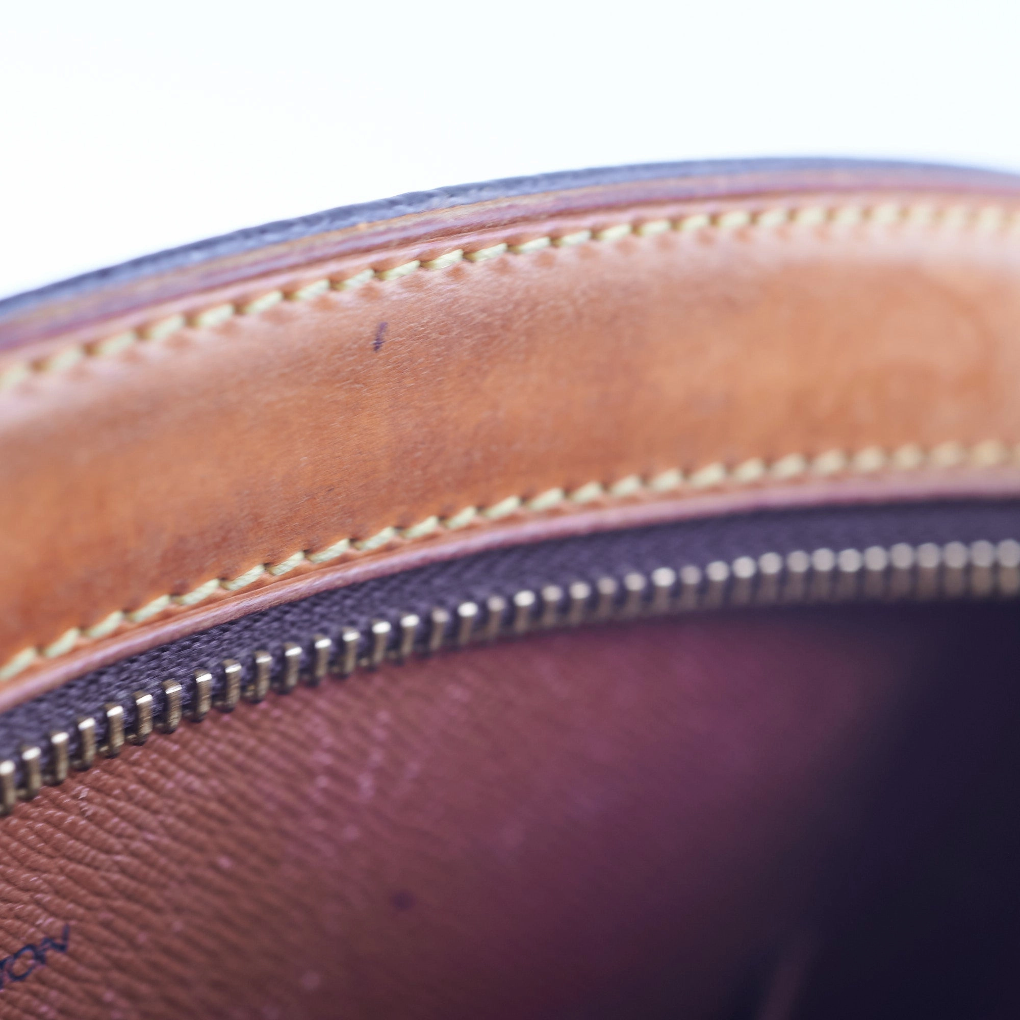 Louis Vuitton Drout Shoulder Monogram