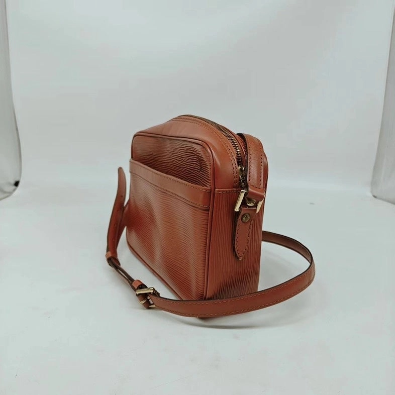 Louis Vuitton Epi Camera Crossbody Bag in Red Leather