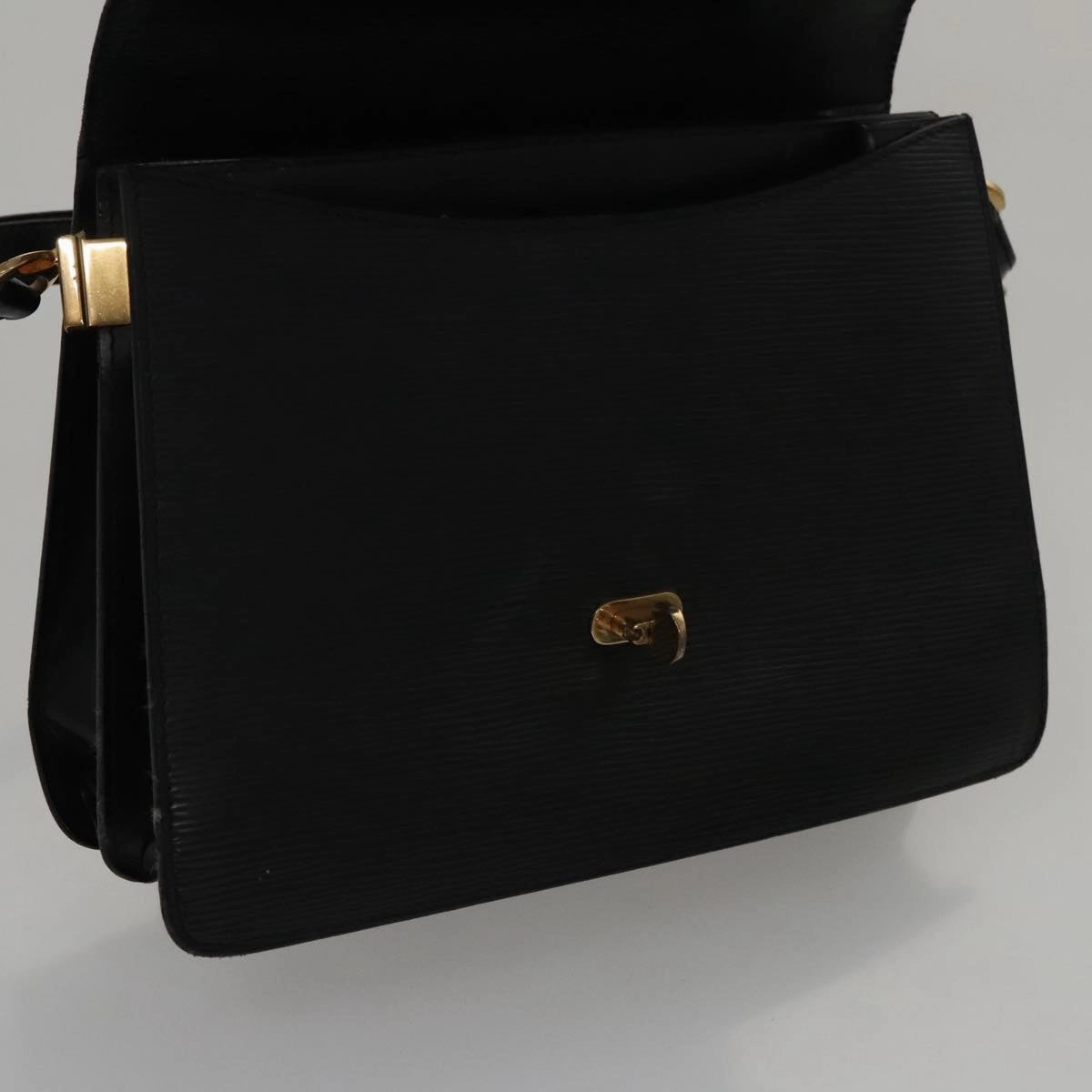 LOUIS VUITTON Epi Free Run Shoulder Bag Black M52402 LV 106127