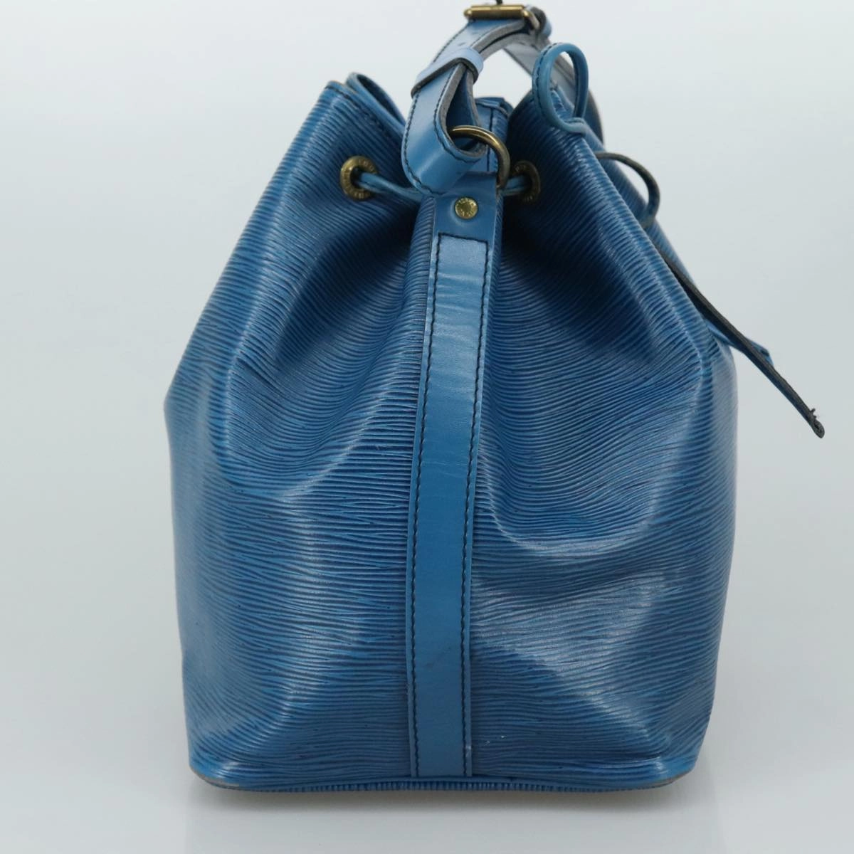 LOUIS VUITTON Epi Petit Noe Shoulder Bag Blue M44105 LV 105446