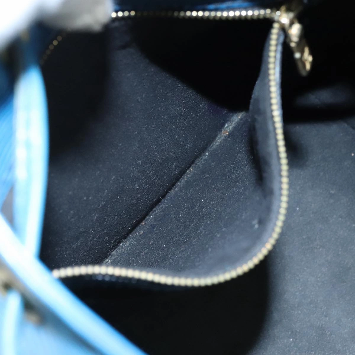 LOUIS VUITTON Epi Petit Noe Shoulder Bag Blue M44105 LV 105446