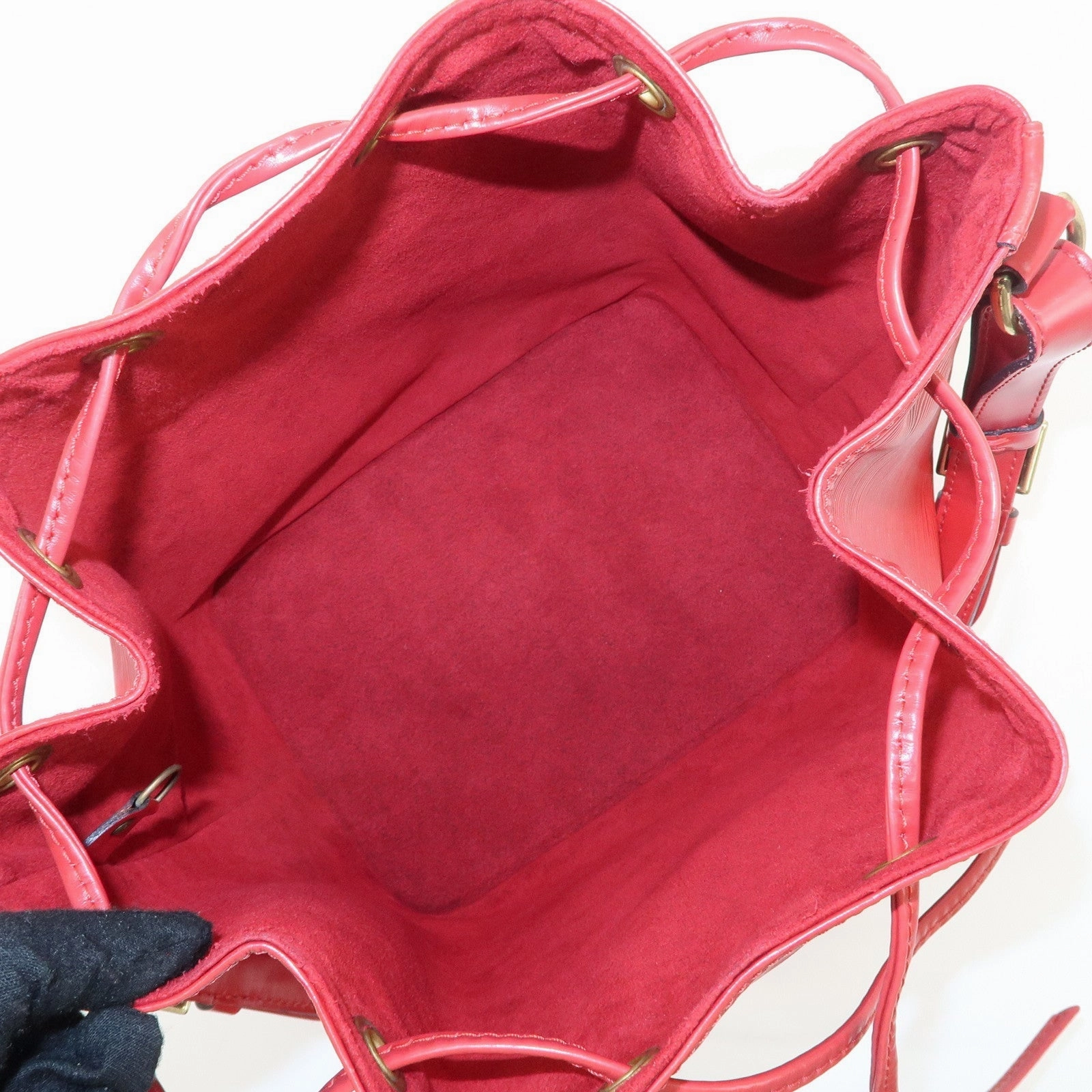 Louis Vuitton Epi Petit Noe Shoulder Bag Castilian Red M44107
