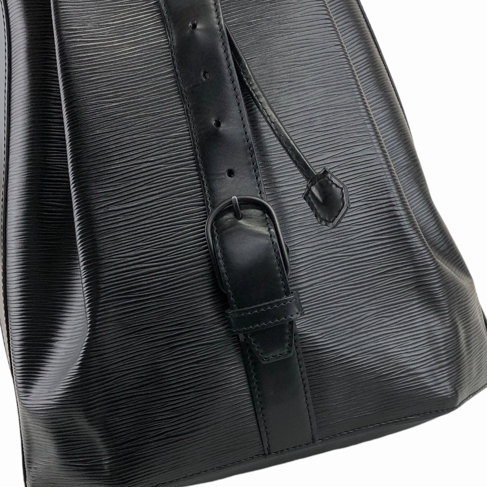 LOUIS VUITTON Epi Shoulder bag Black Vintage 5b2ibz