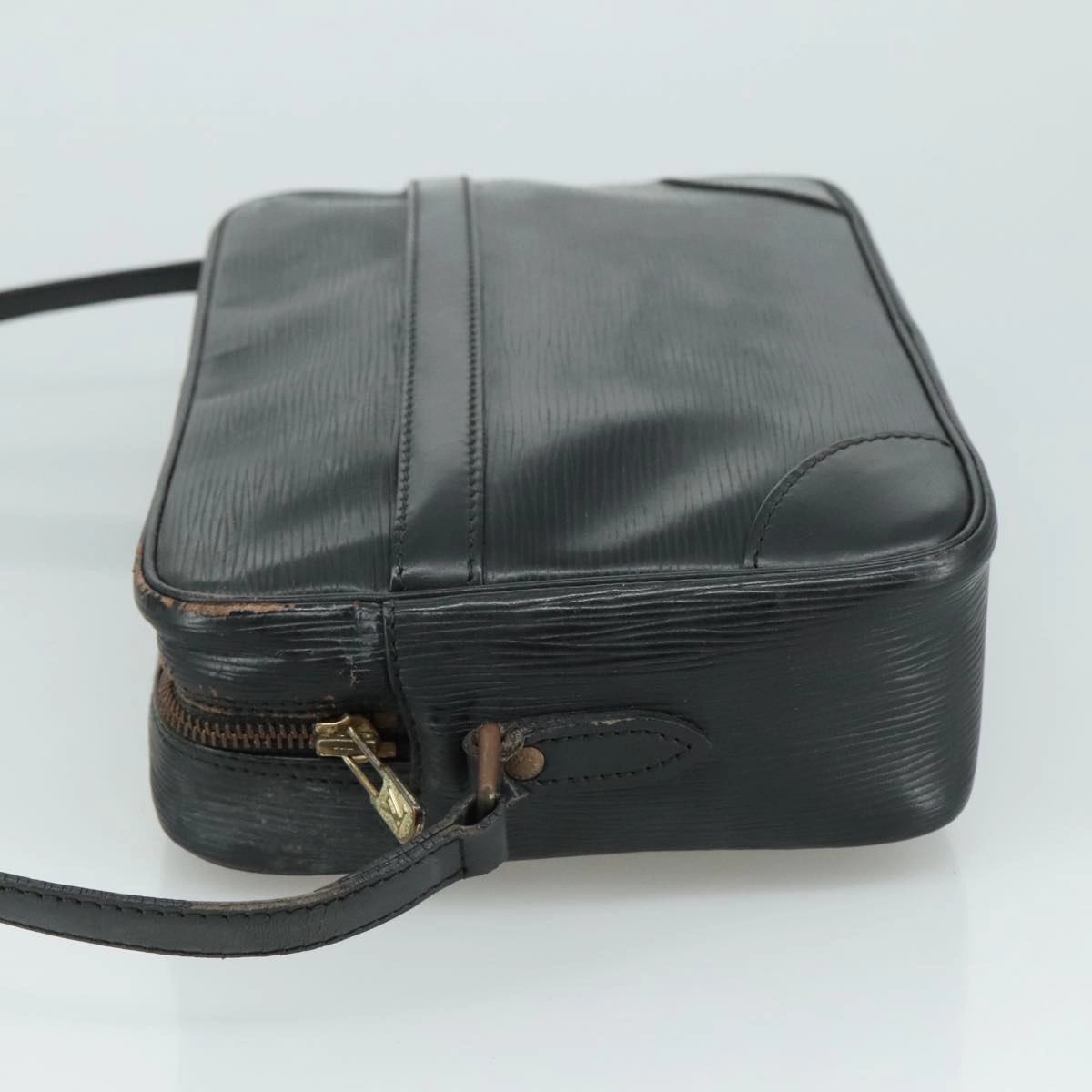 LOUIS VUITTON Epi Trocadero 27 Shoulder Bag Black M52312 LV 107062