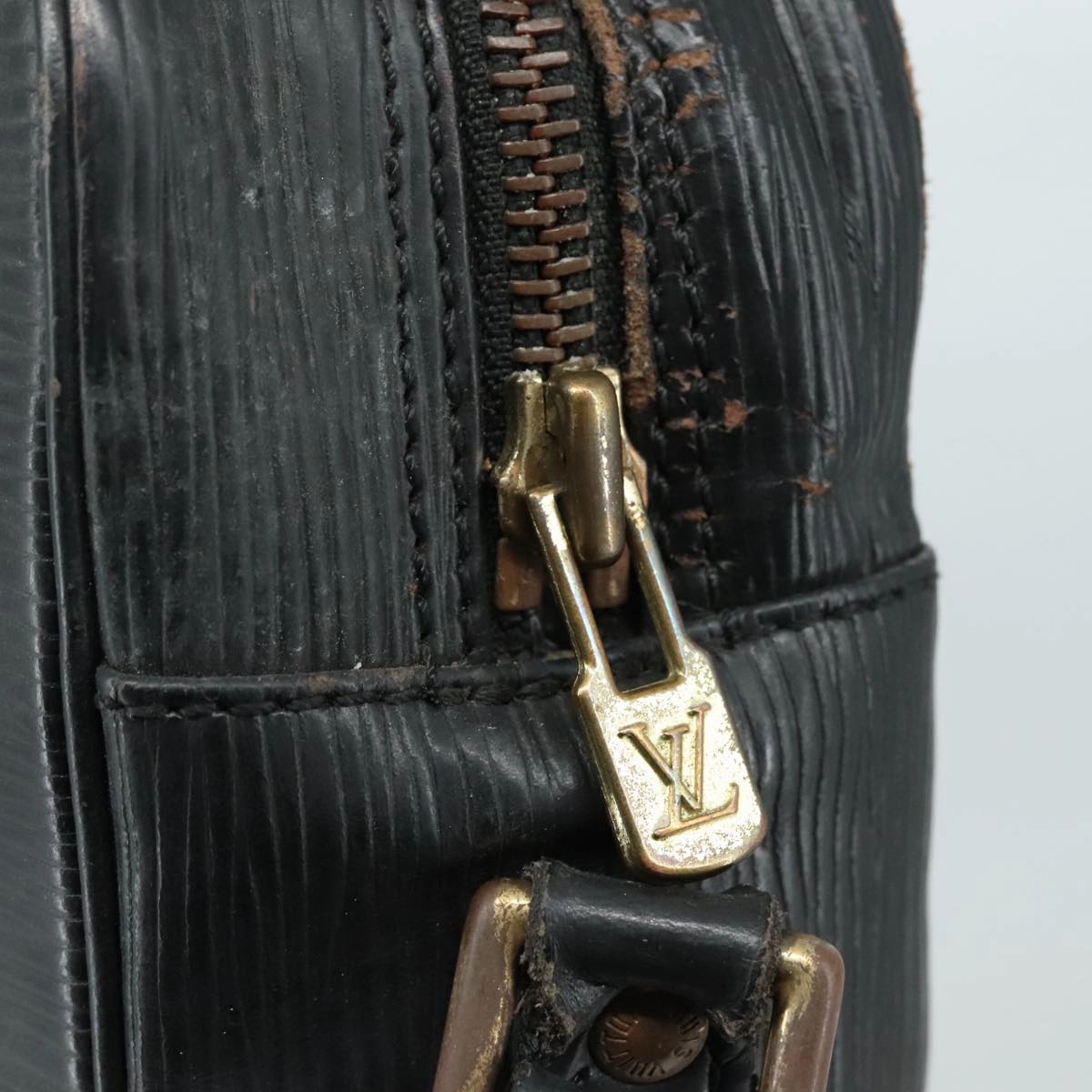 LOUIS VUITTON Epi Trocadero 27 Shoulder Bag Black M52312 LV 107062