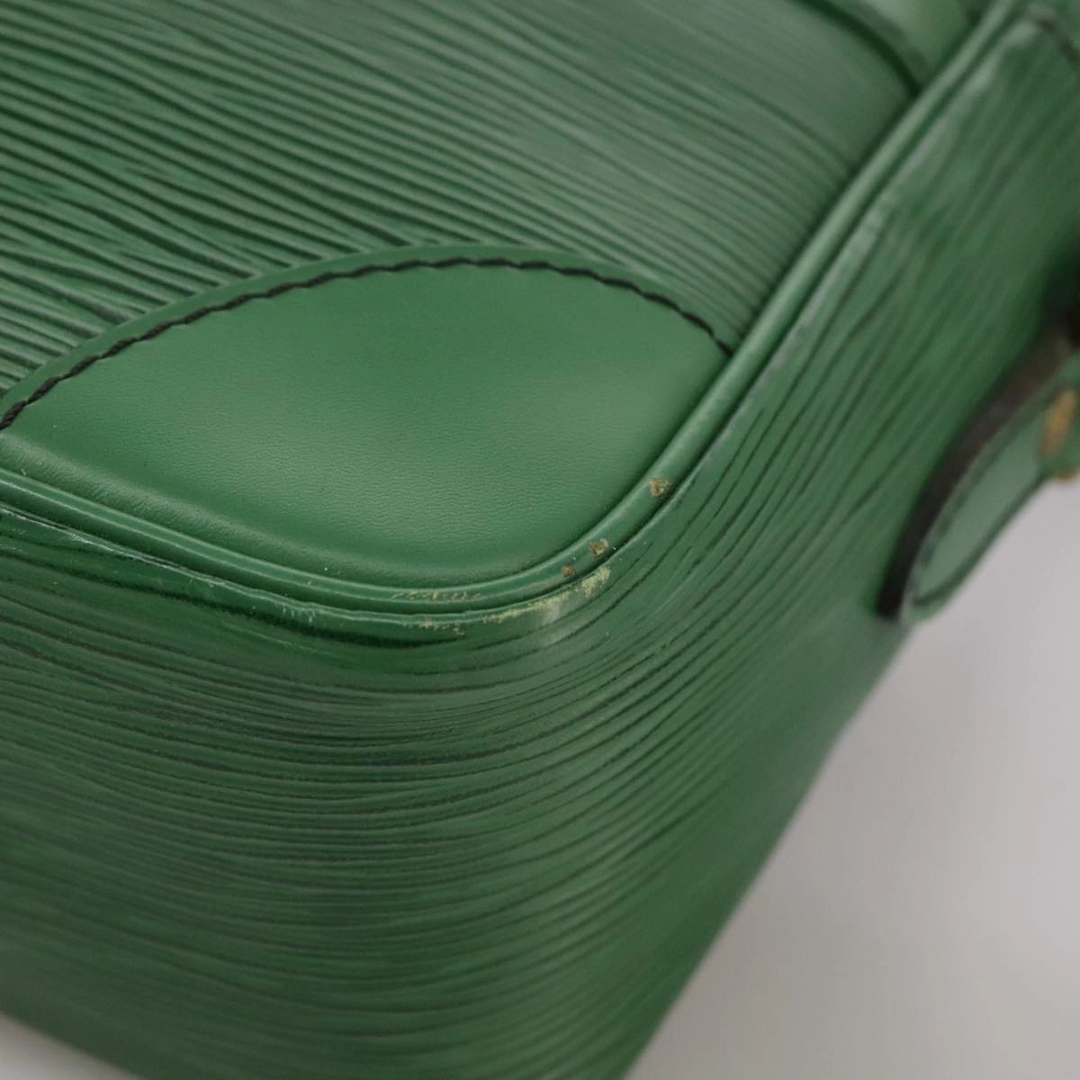 LOUIS VUITTON Epi Trocadero 27 Shoulder Bag Green M52314 LV ep6941