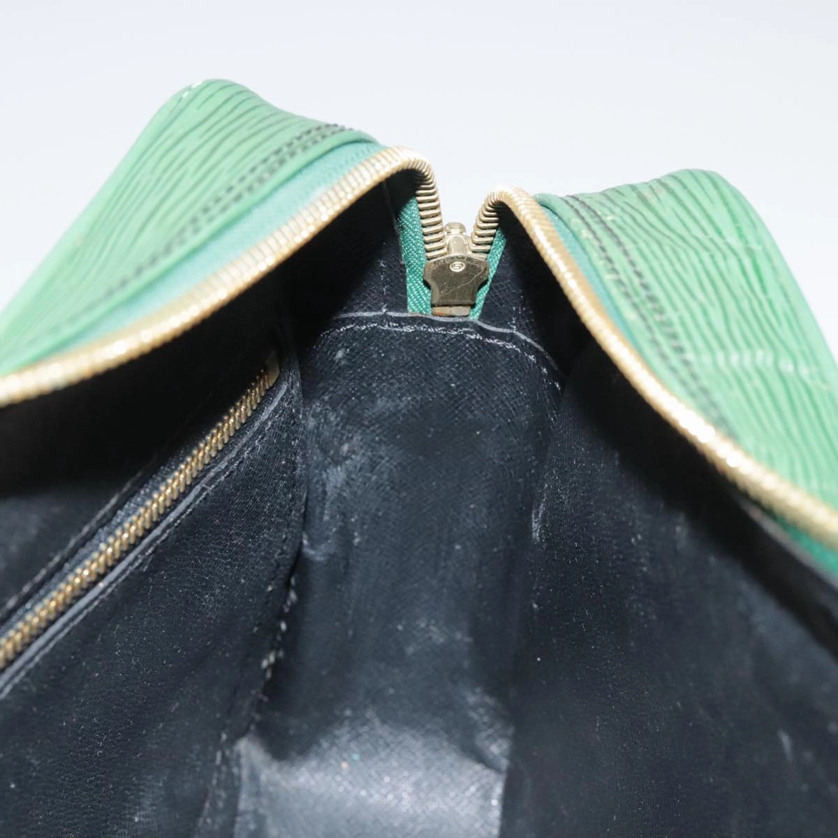 LOUIS VUITTON Epi Trocadero 27 Shoulder Bag Green M52314 LV ep6941