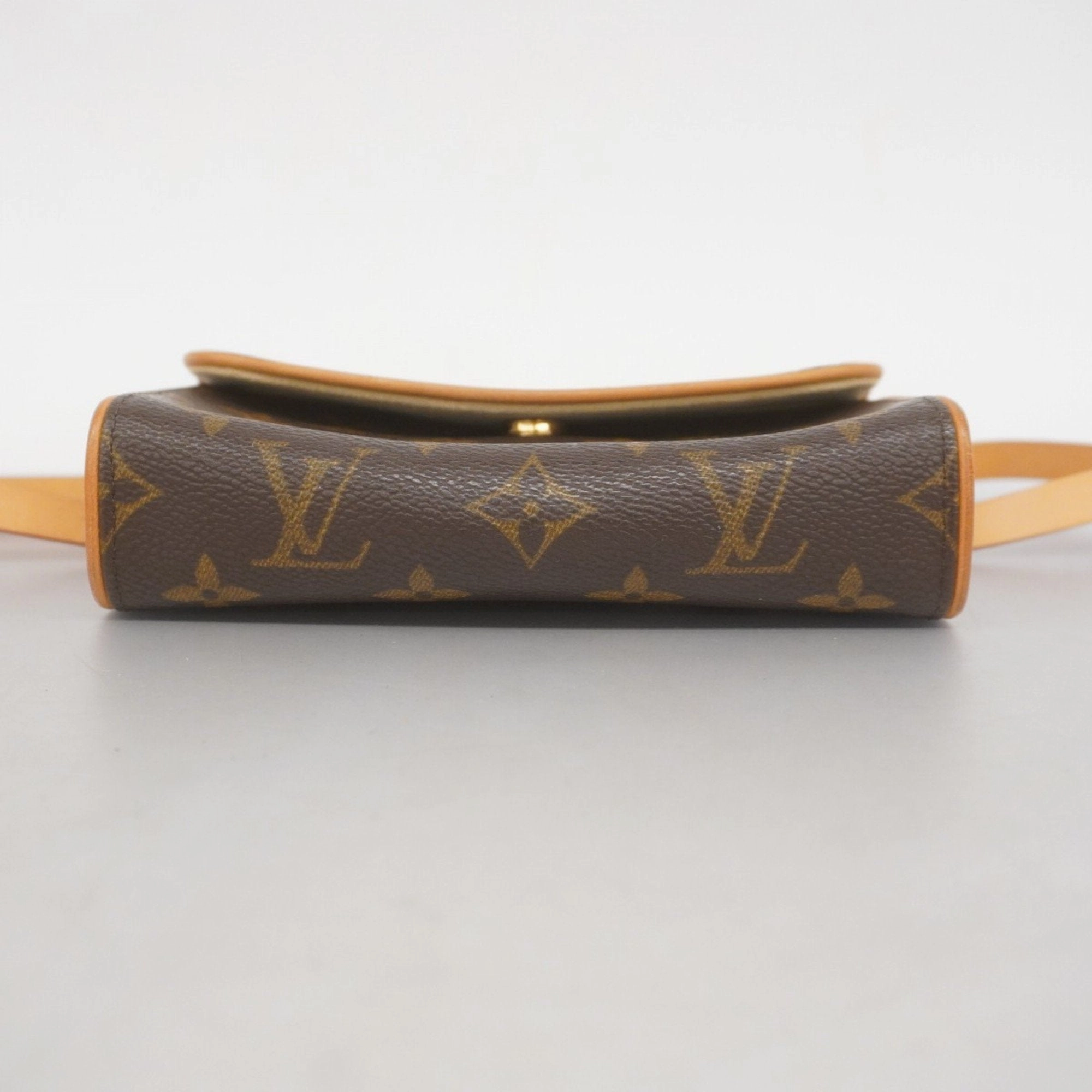 Louis Vuitton Fanny Pack (Pre-Owned)