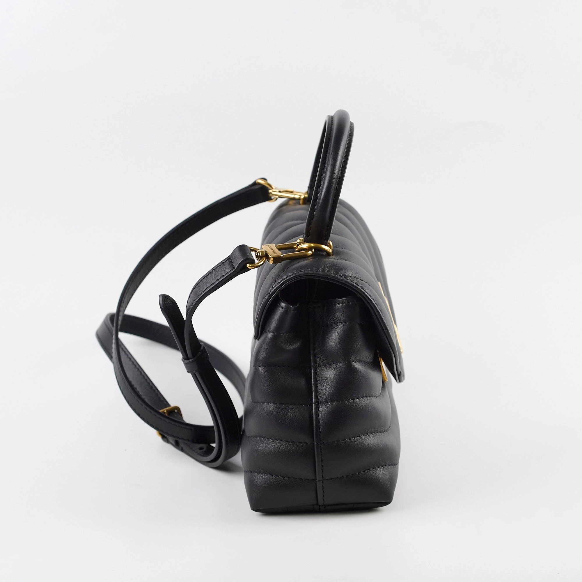Louis Vuitton Hold Me New Wave bag