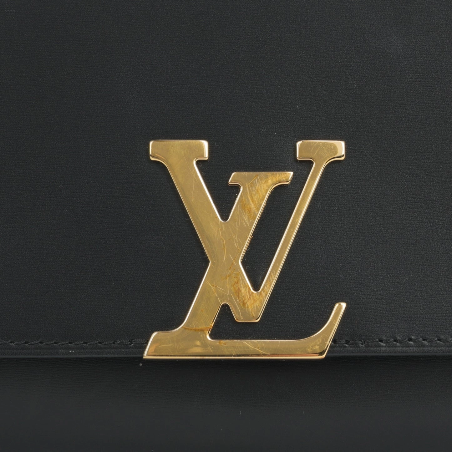 Louis Vuitton Louis Vuitton - Chain Louise Clutch - Black Calfskin GHW - Pre-Loved