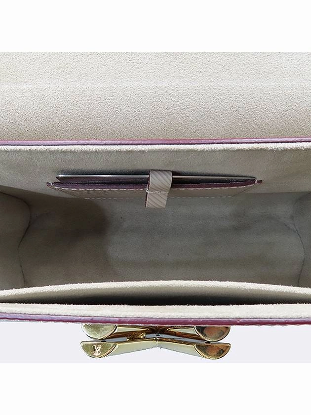 Louis Vuitton M53754 Galette Epi Twist MM Turn Lock Chain Shoulder Bag
