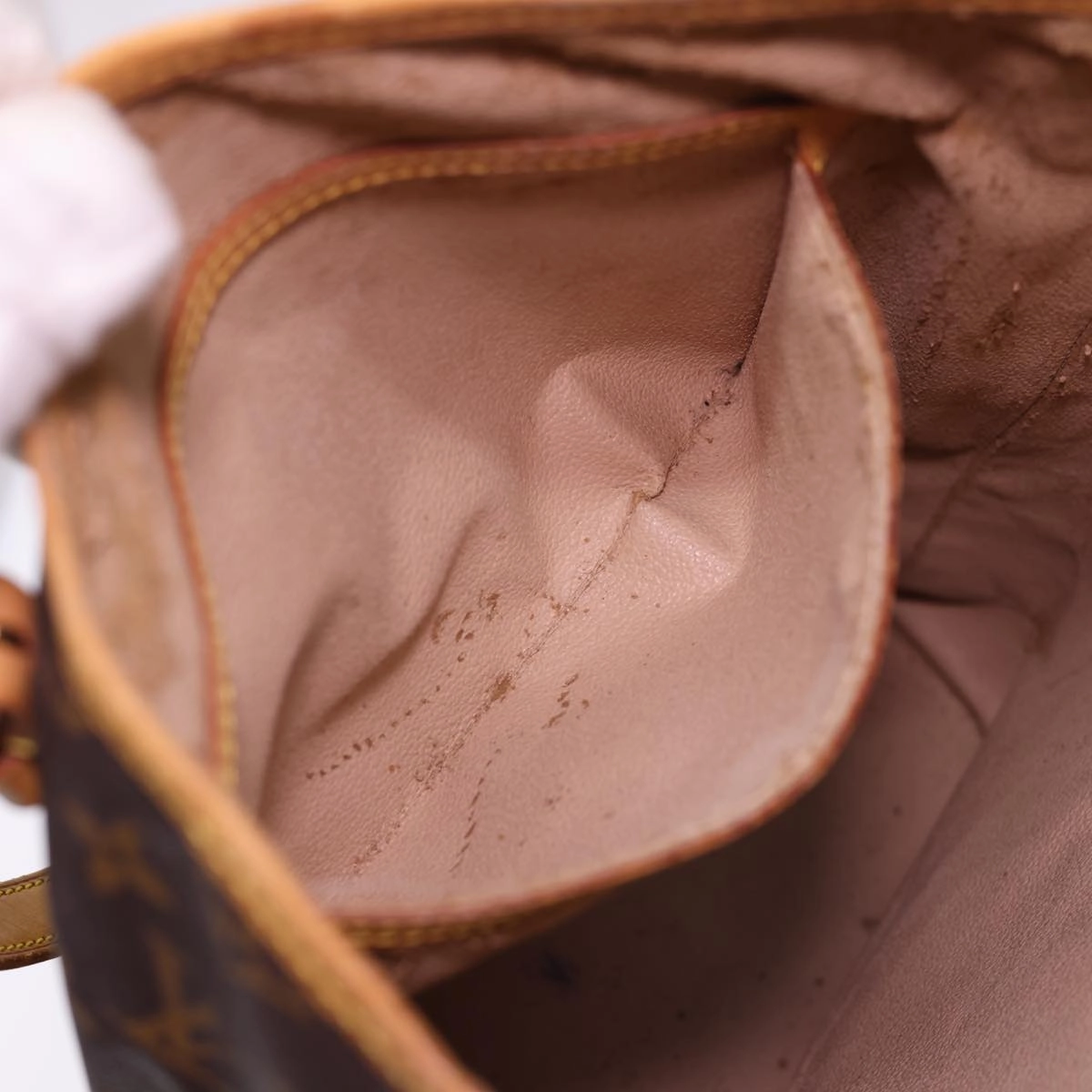 LOUIS VUITTON Monogram Bucket GM Shoulder Bag M42236 LV 40523