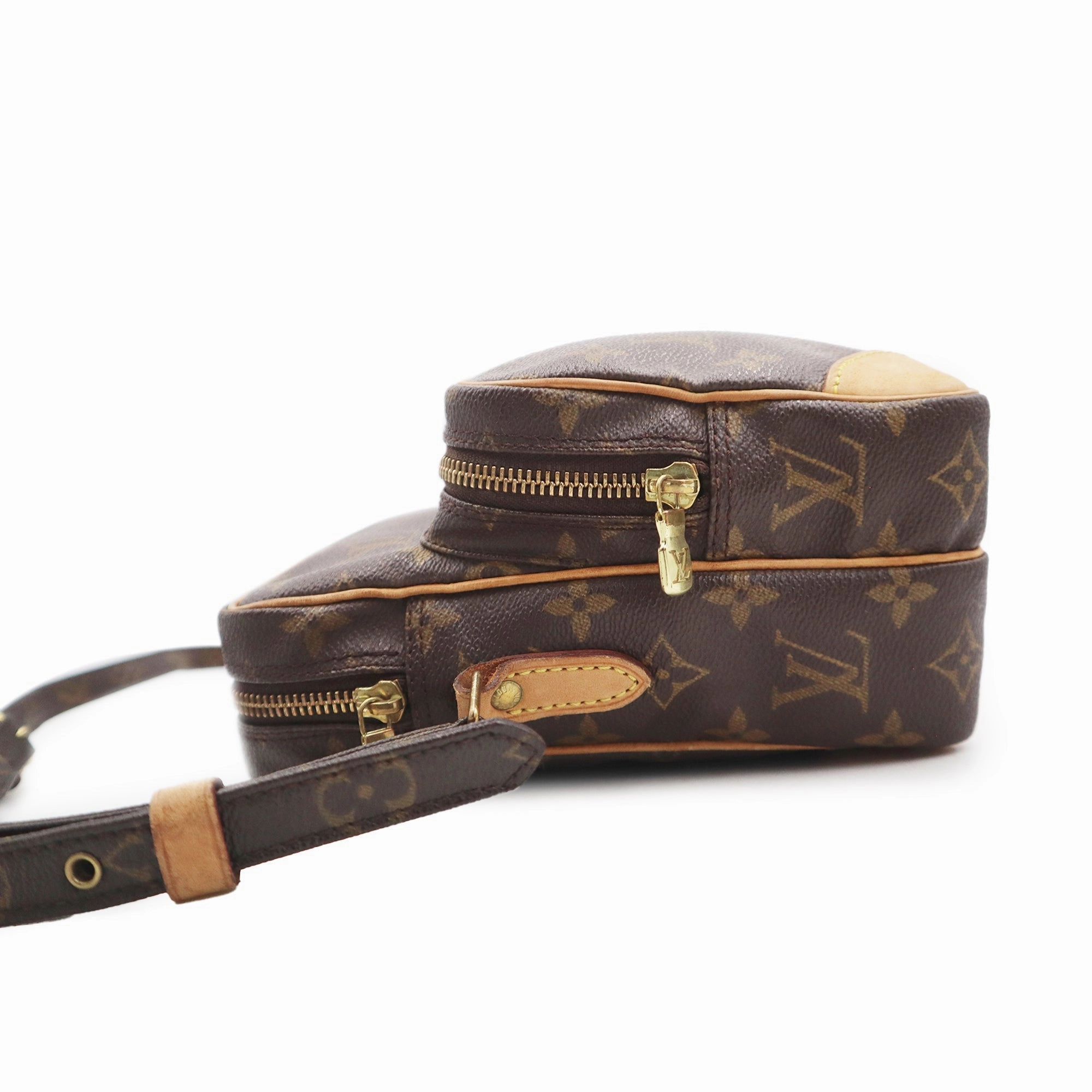 Louis Vuitton Monogram Canvas Amazon Crossbody Bag TH0052