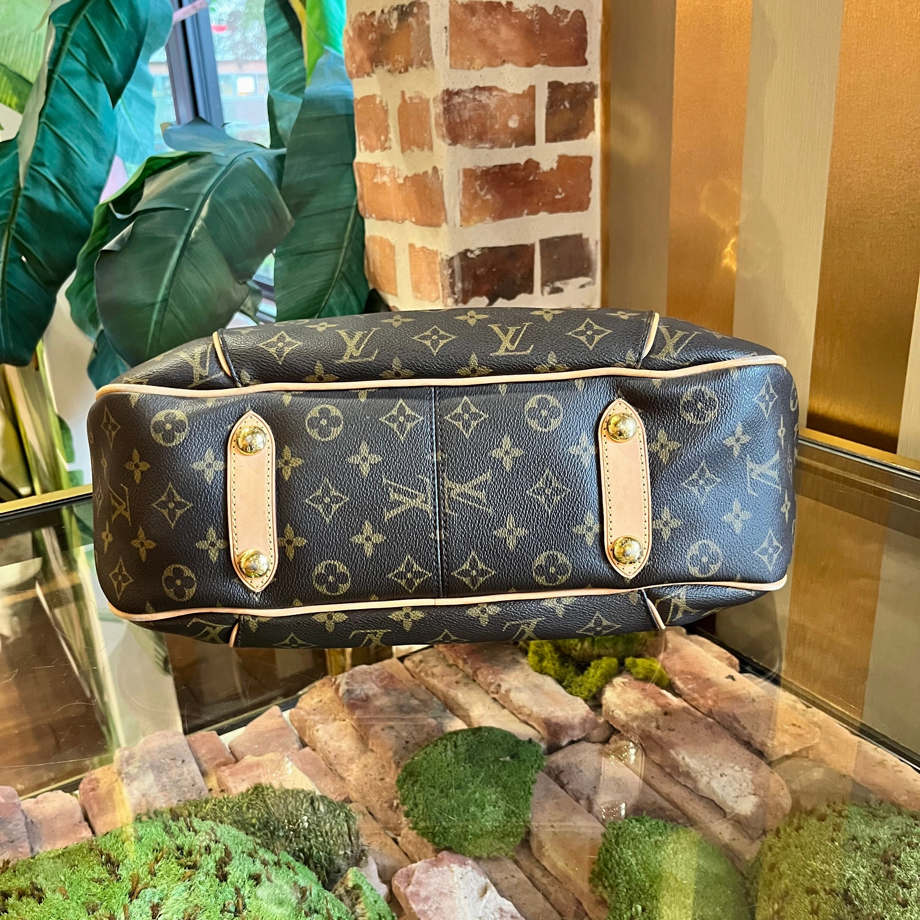 LOUIS VUITTON Monogram Canvas Galliera PM Bag