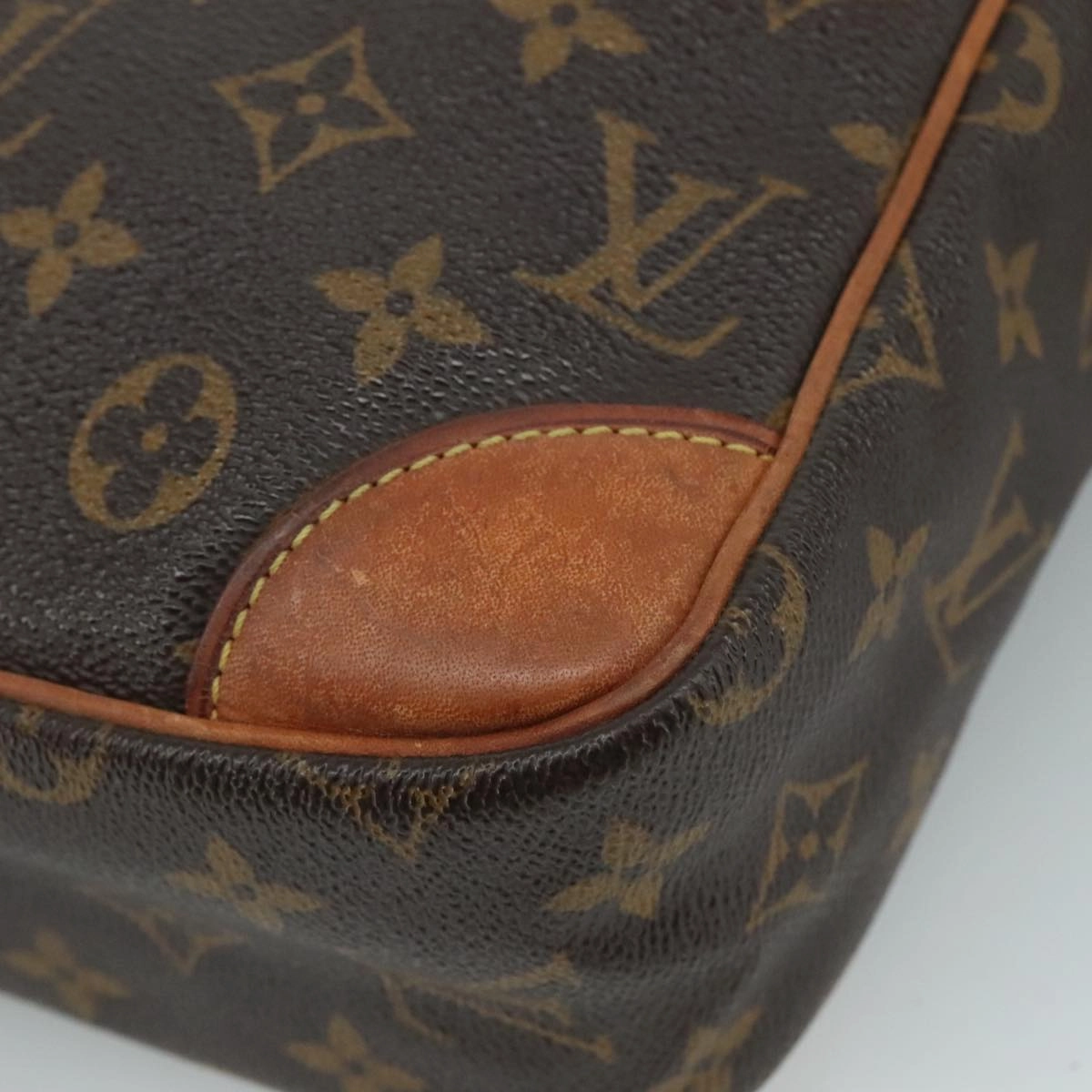 LOUIS VUITTON Monogram Danube GM Shoulder Bag M45262 LV bs20776