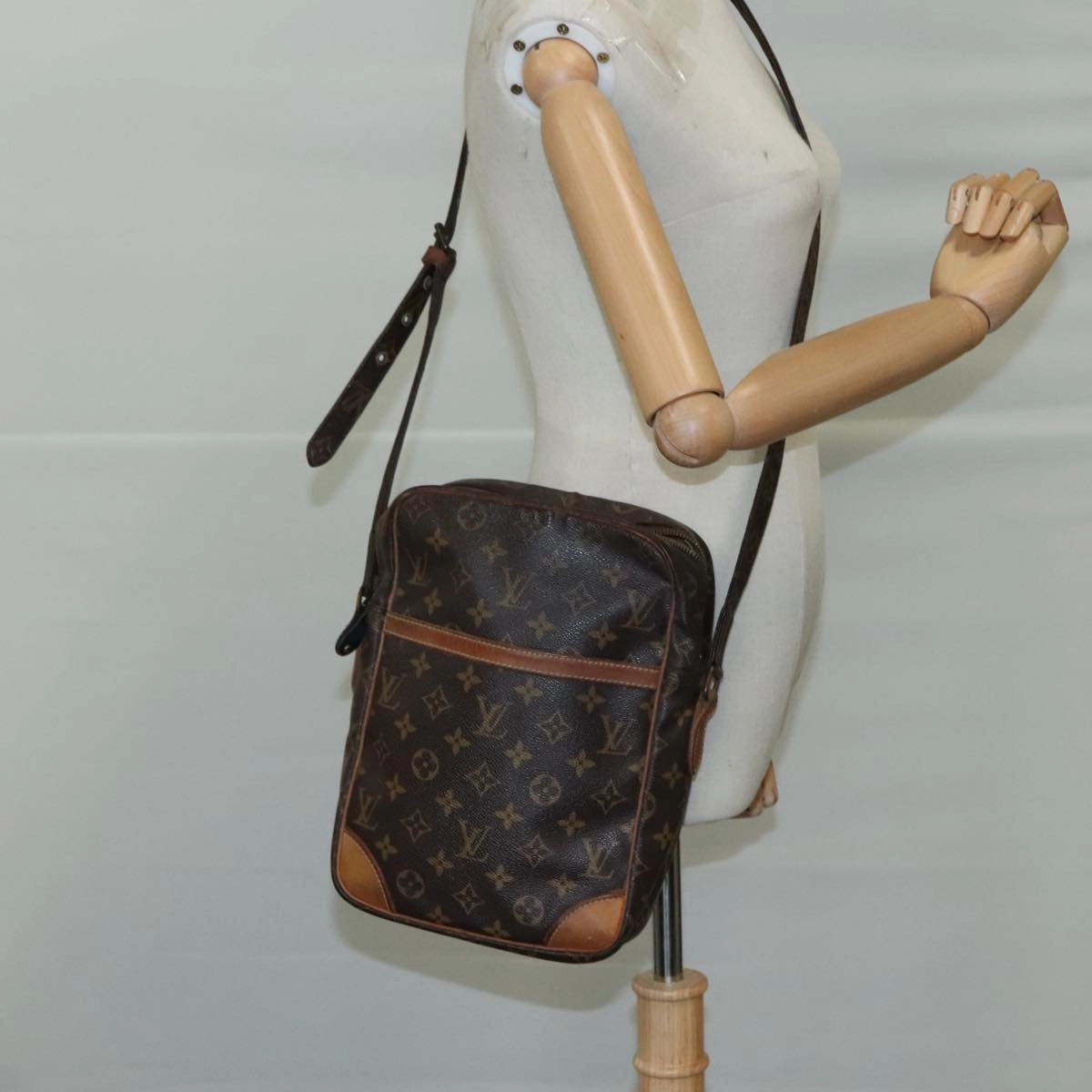 LOUIS VUITTON Monogram Danube GM Shoulder Bag M45262 LV bs20776