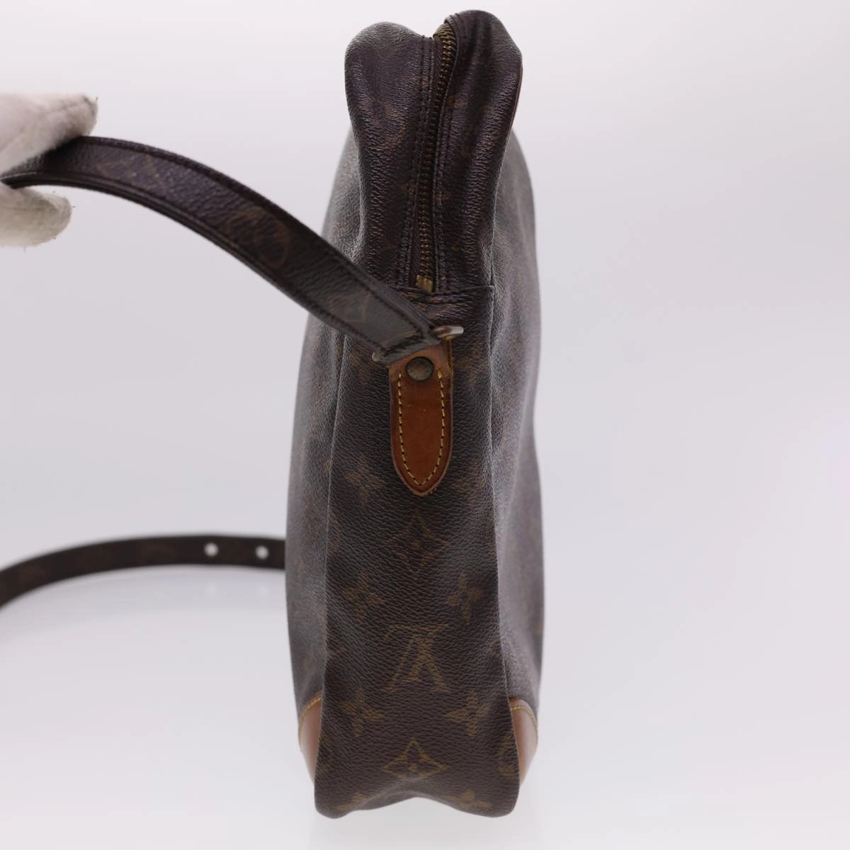 LOUIS VUITTON Monogram Danube MM Shoulder Bag M45264 LV ar9248