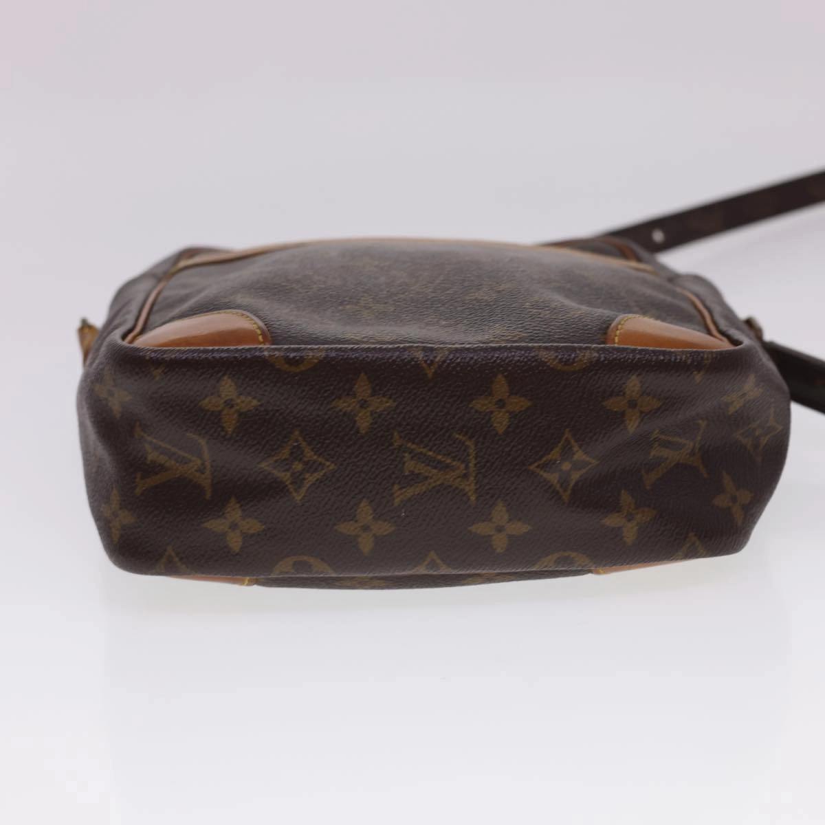 LOUIS VUITTON Monogram Danube MM Shoulder Bag M45264 LV ar9248
