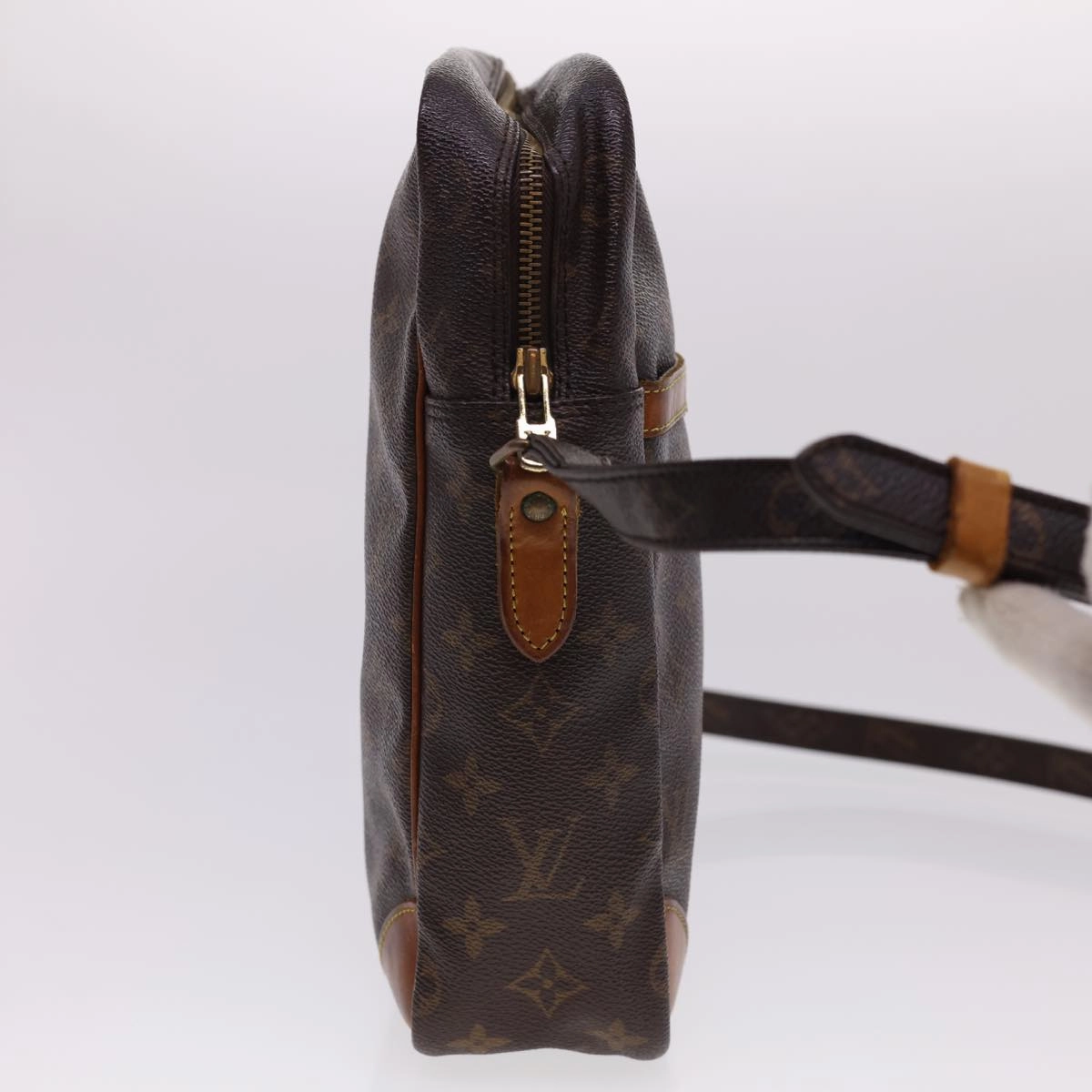 LOUIS VUITTON Monogram Danube MM Shoulder Bag M45264 LV ar9248
