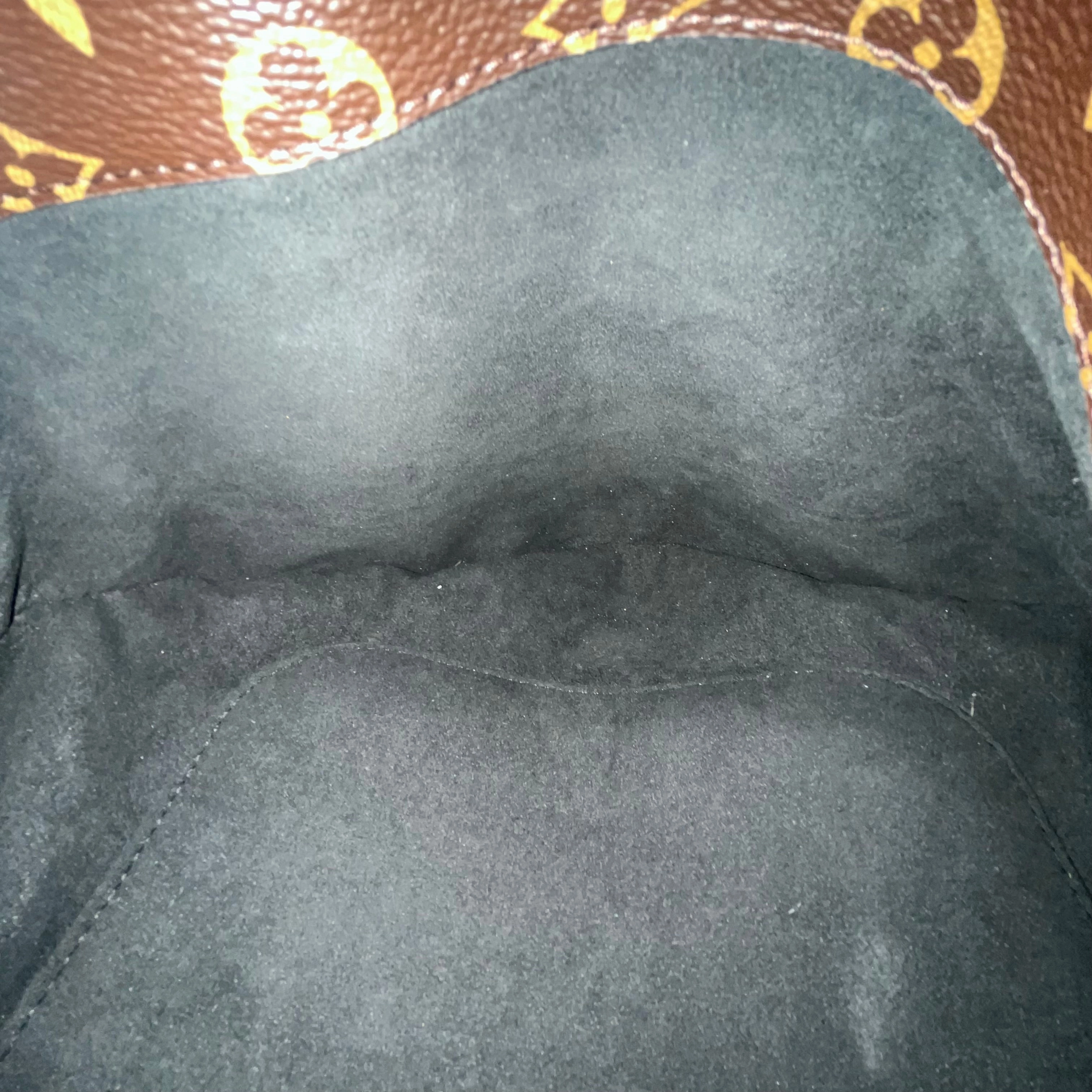 LOUIS VUITTON Monogram Flower MM Zipped Tote