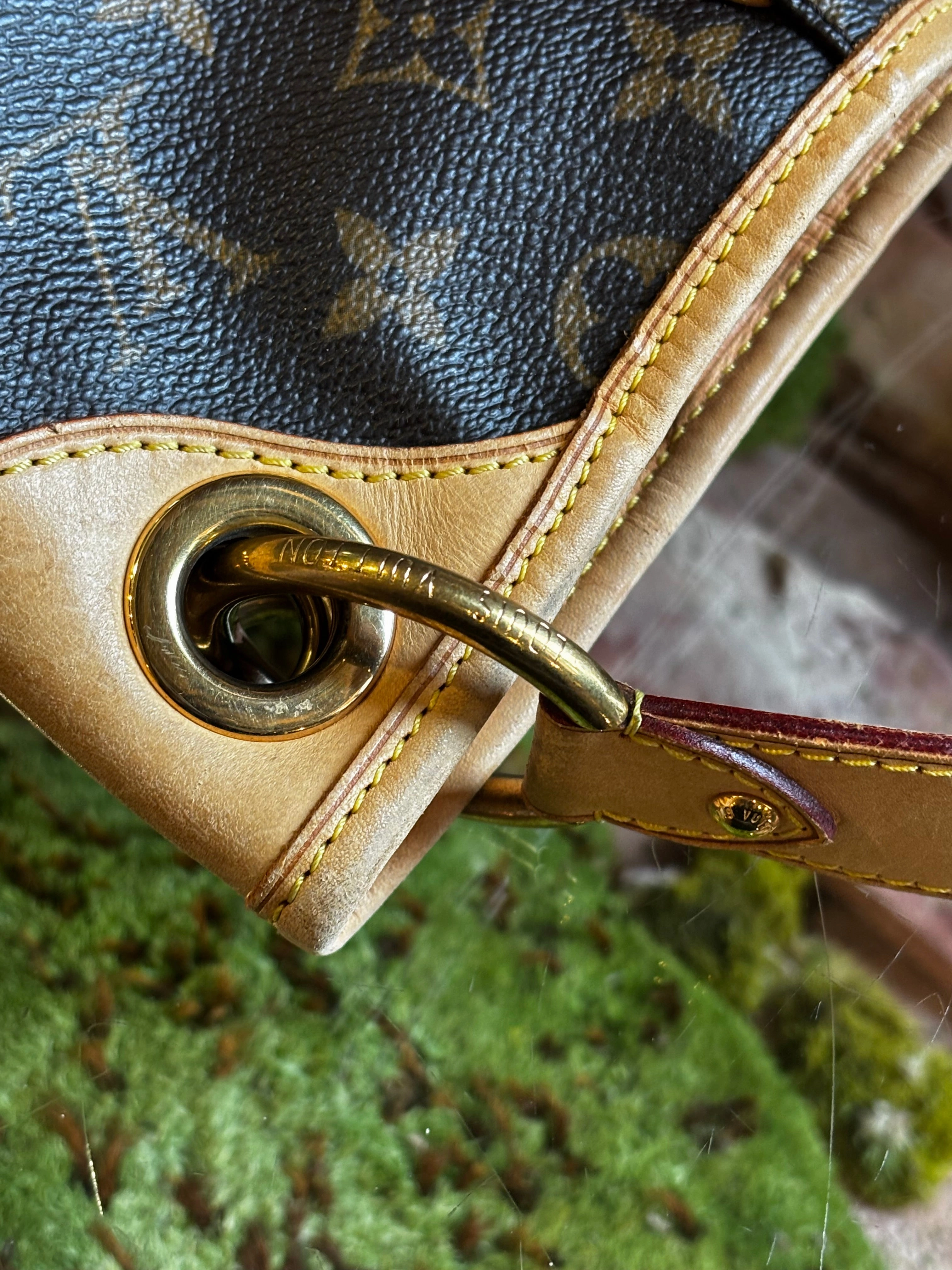 LOUIS VUITTON Monogram Galleria Shoulder Bag