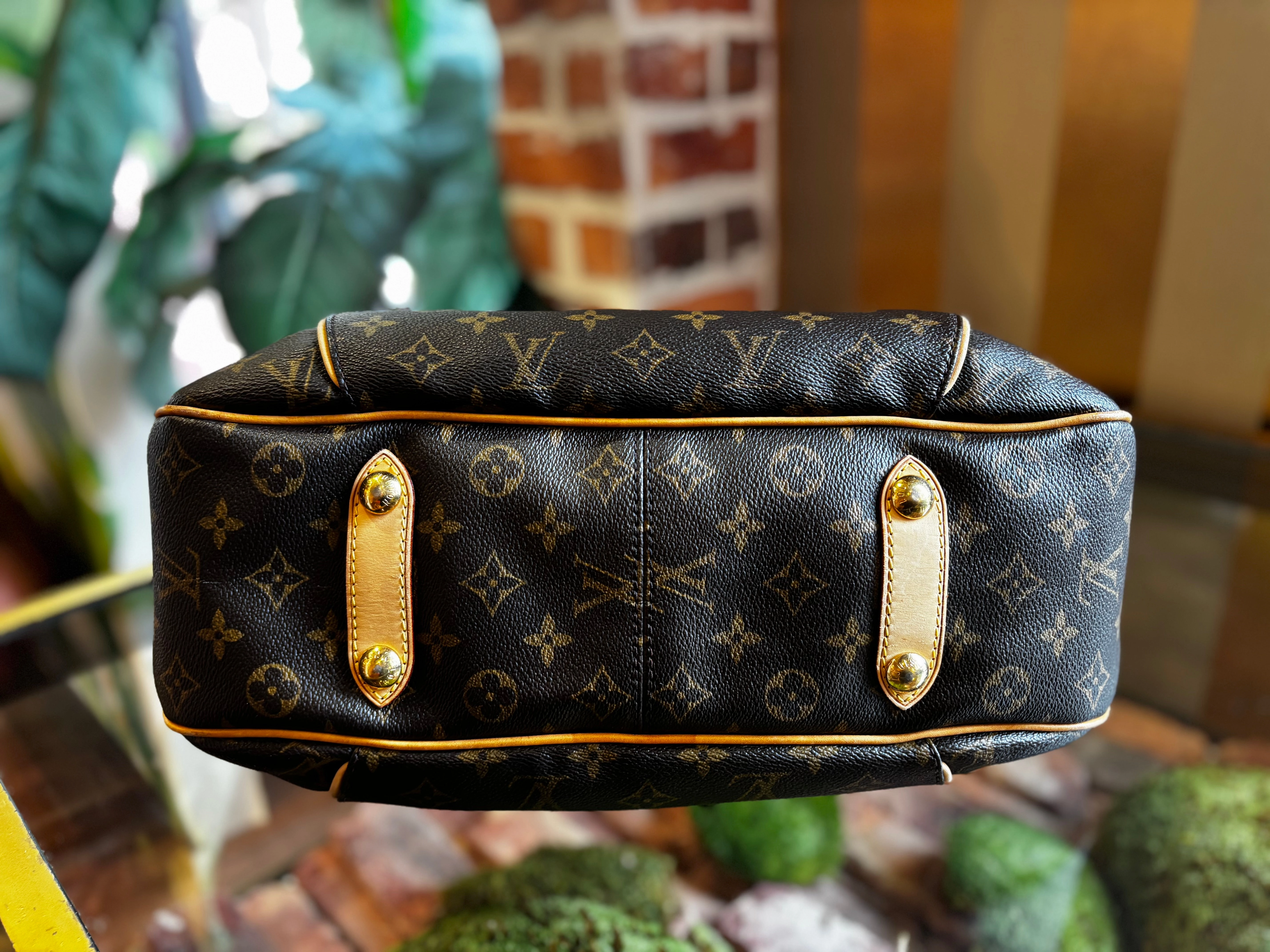 LOUIS VUITTON Monogram Galleria Shoulder Bag