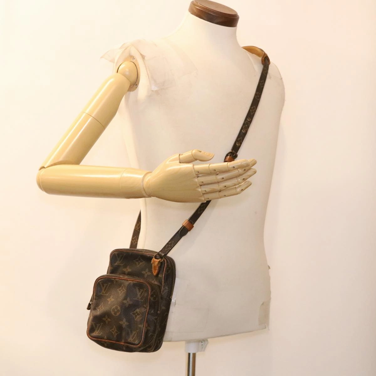 LOUIS VUITTON Monogram Mini Amazon Shoulder Bag M45238 LV rd4620