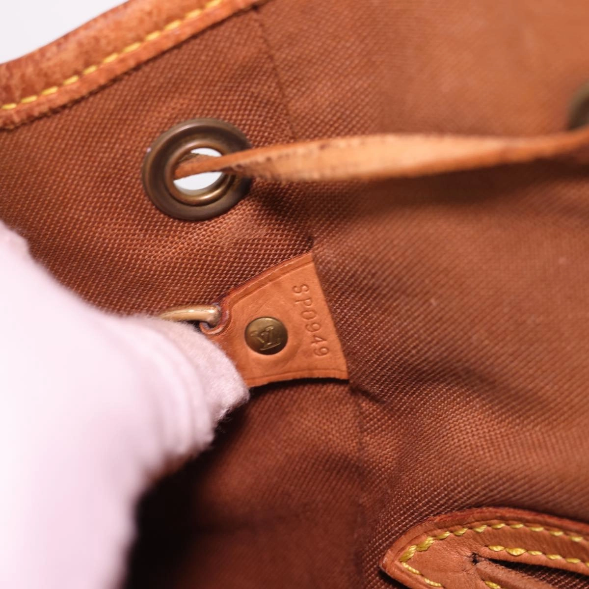 LOUIS VUITTON Monogram Montsouris GM Backpack M51135 LV 40404