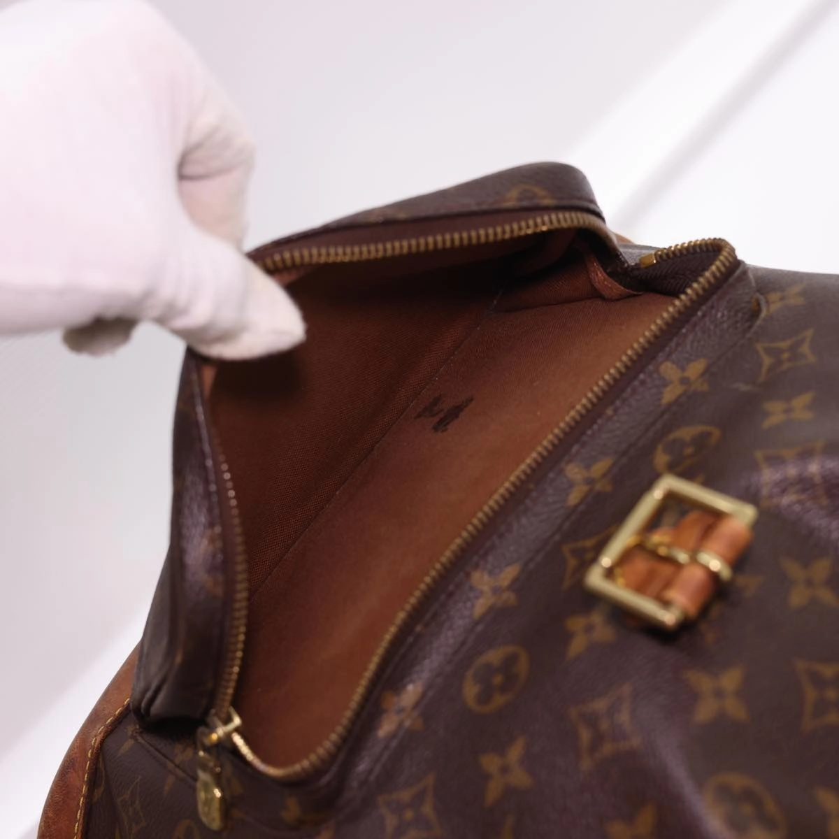 LOUIS VUITTON Monogram Montsouris GM Backpack M51135 LV 40404