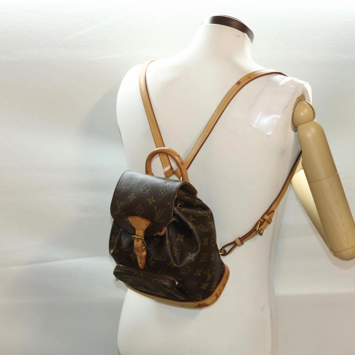 LOUIS VUITTON Monogram Montsouris PM Backpack M51137 LV 41108